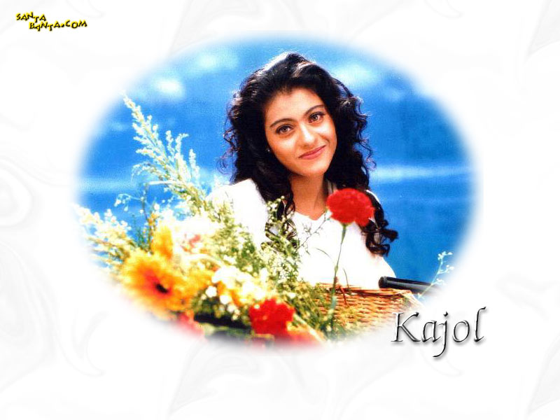 Kajol Wallpaper - Kajol Flowers - HD Wallpaper 