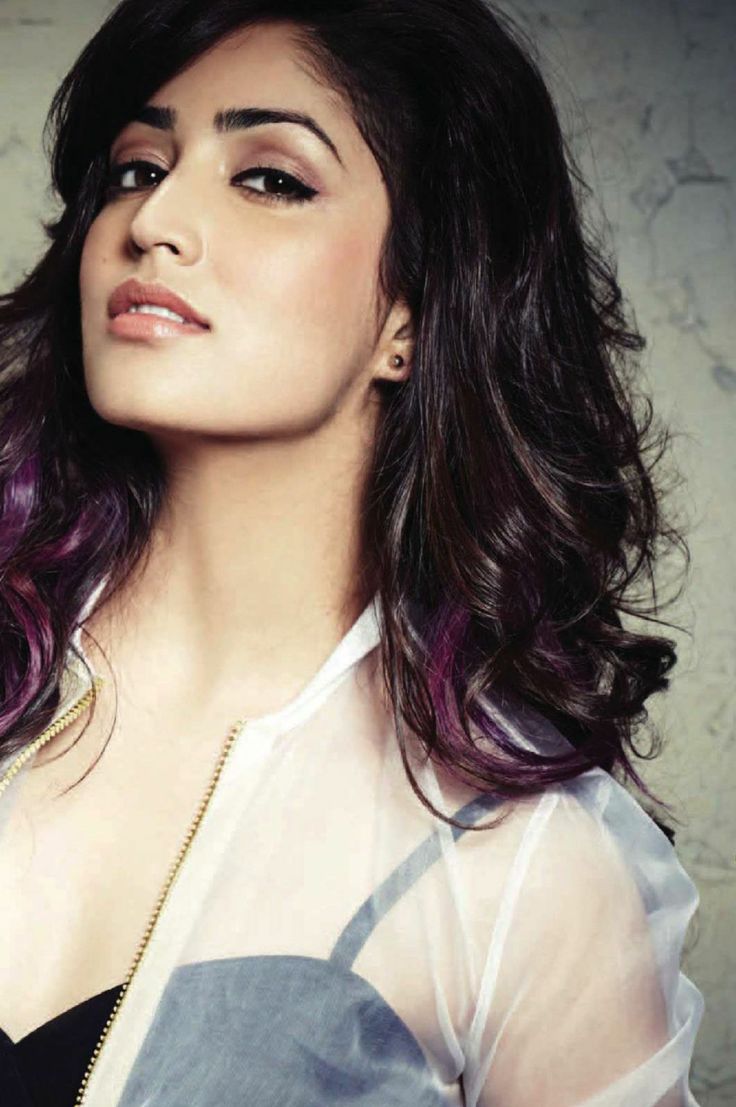 Yami Gautam Hot And Sexy - HD Wallpaper 