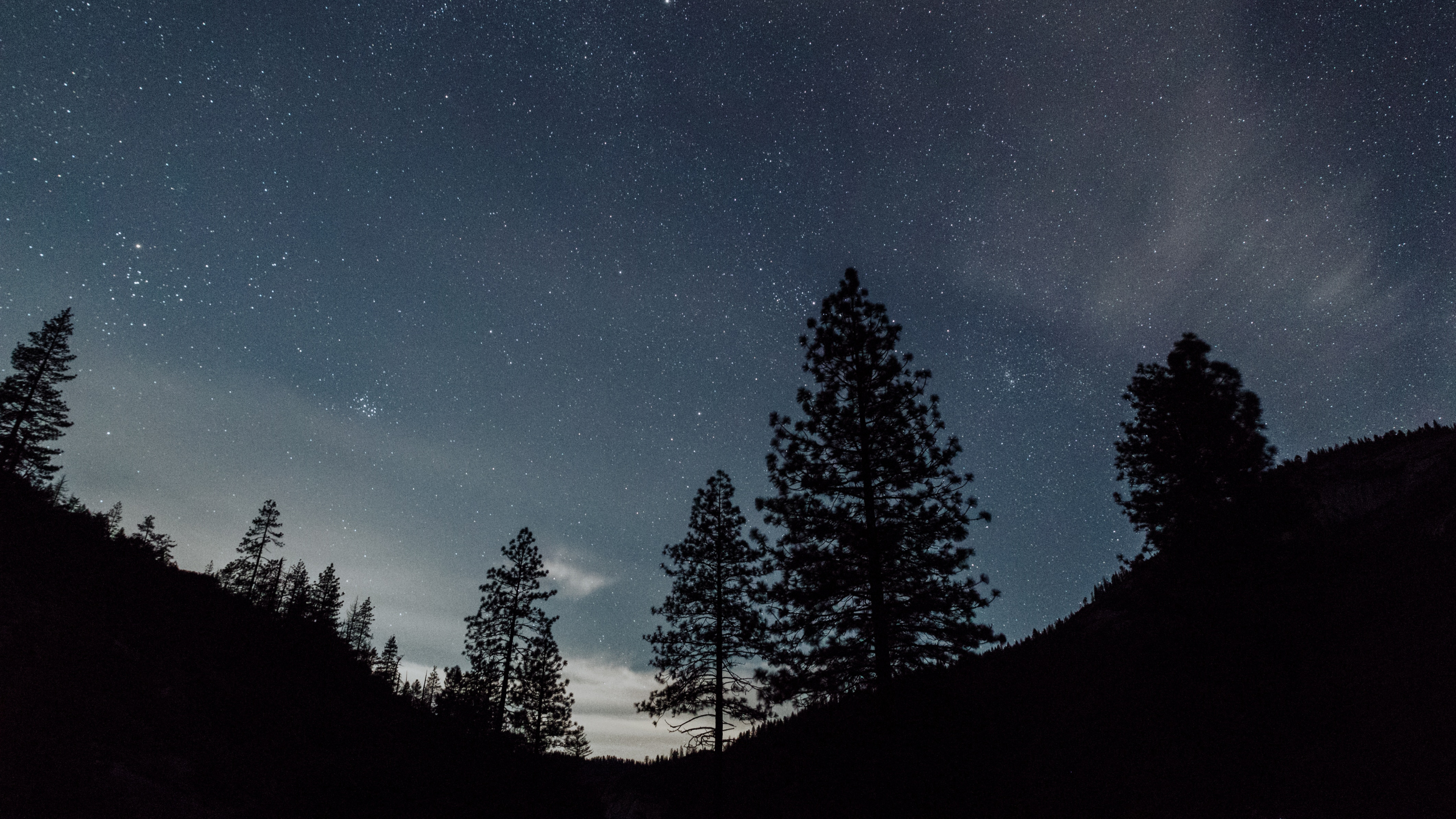 Starry Night Desktop Wallpaper - HD Wallpaper 