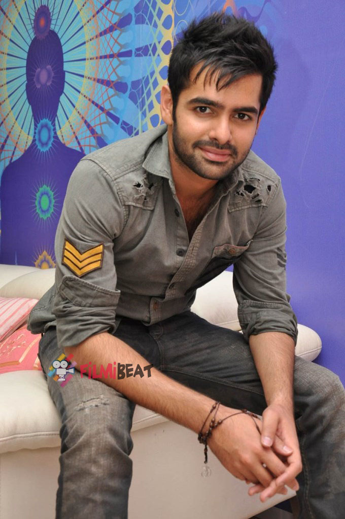 Ram Pothineni Photos Hd - HD Wallpaper 