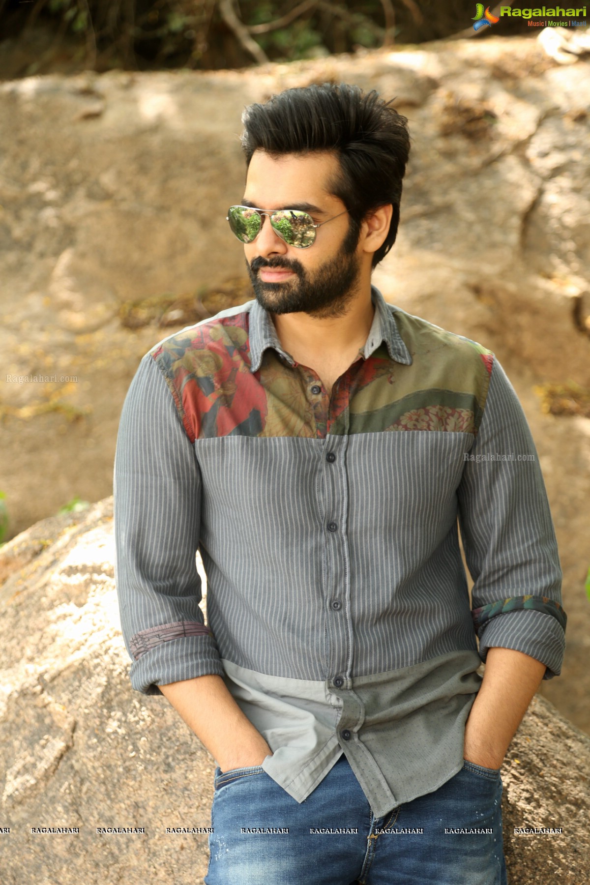 New Look Ram Pothineni - HD Wallpaper 