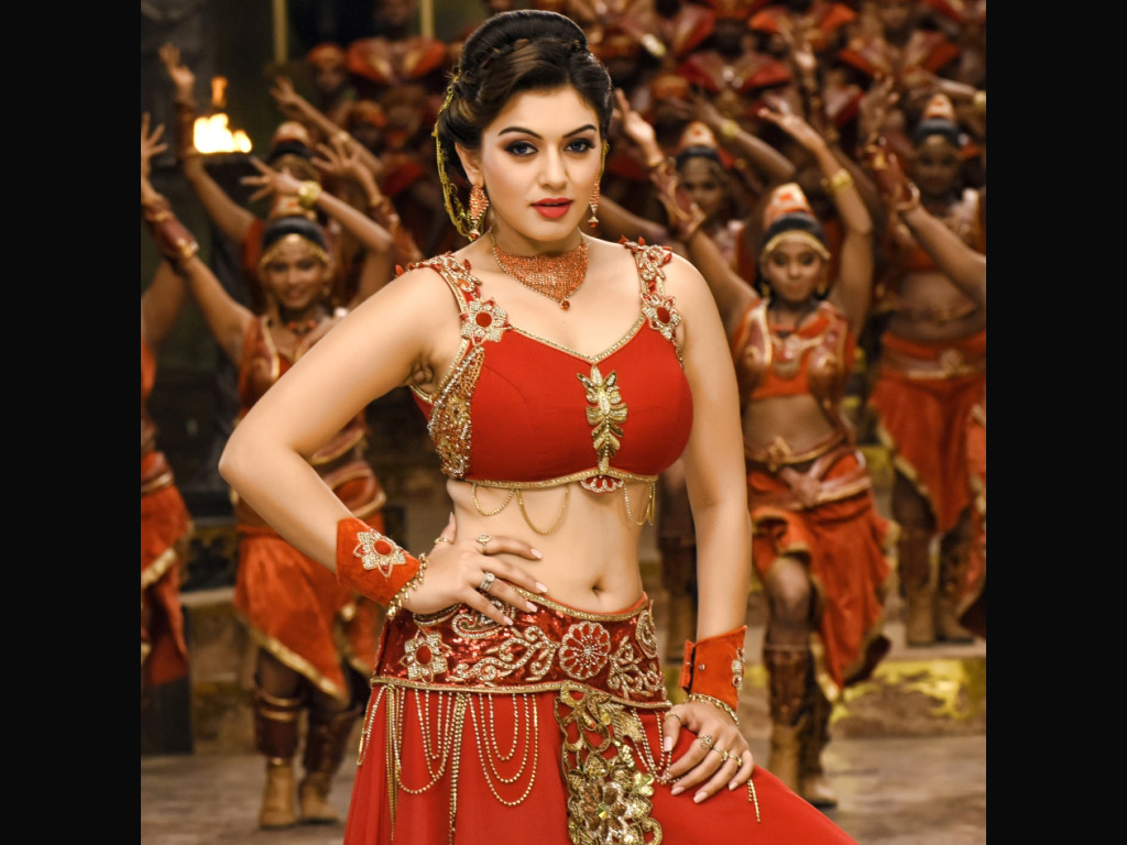 Hansika Motwani In Puli - HD Wallpaper 