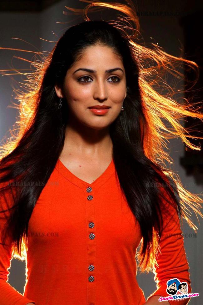 Yami Gautam - Yami Gautam In Hero - HD Wallpaper 