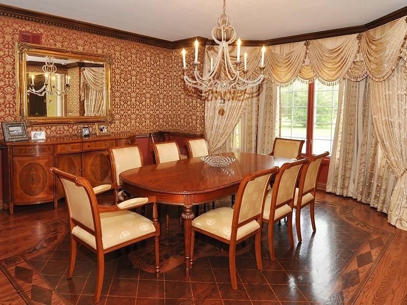 Contoh Gambar Desain Ruang Tamu Dengan Wallpaper Terkini - Window Valance - HD Wallpaper 