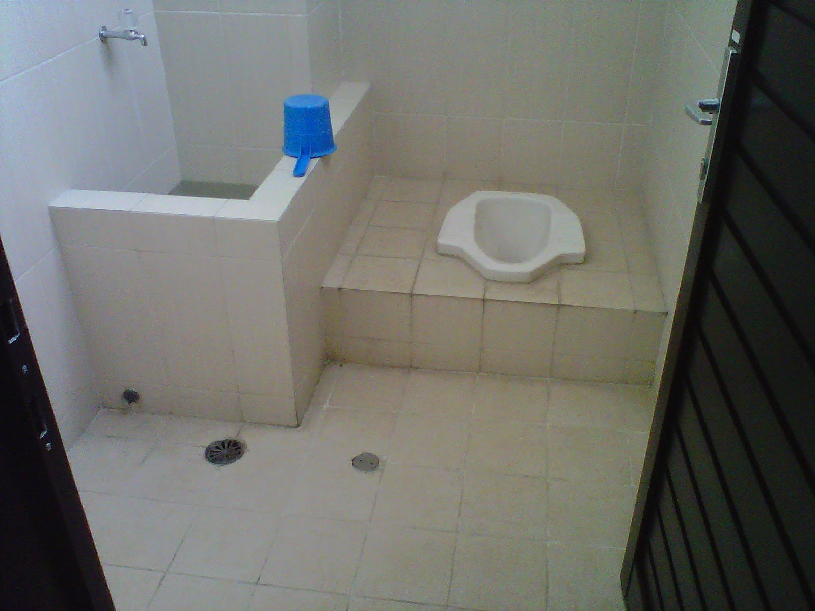 Wallpaper Dinding Kamar Mandi - HD Wallpaper 