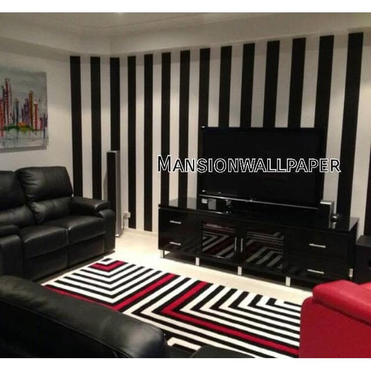 Wallpaper Dinding Garis Hitam Putih - Black And White Striped - HD Wallpaper 