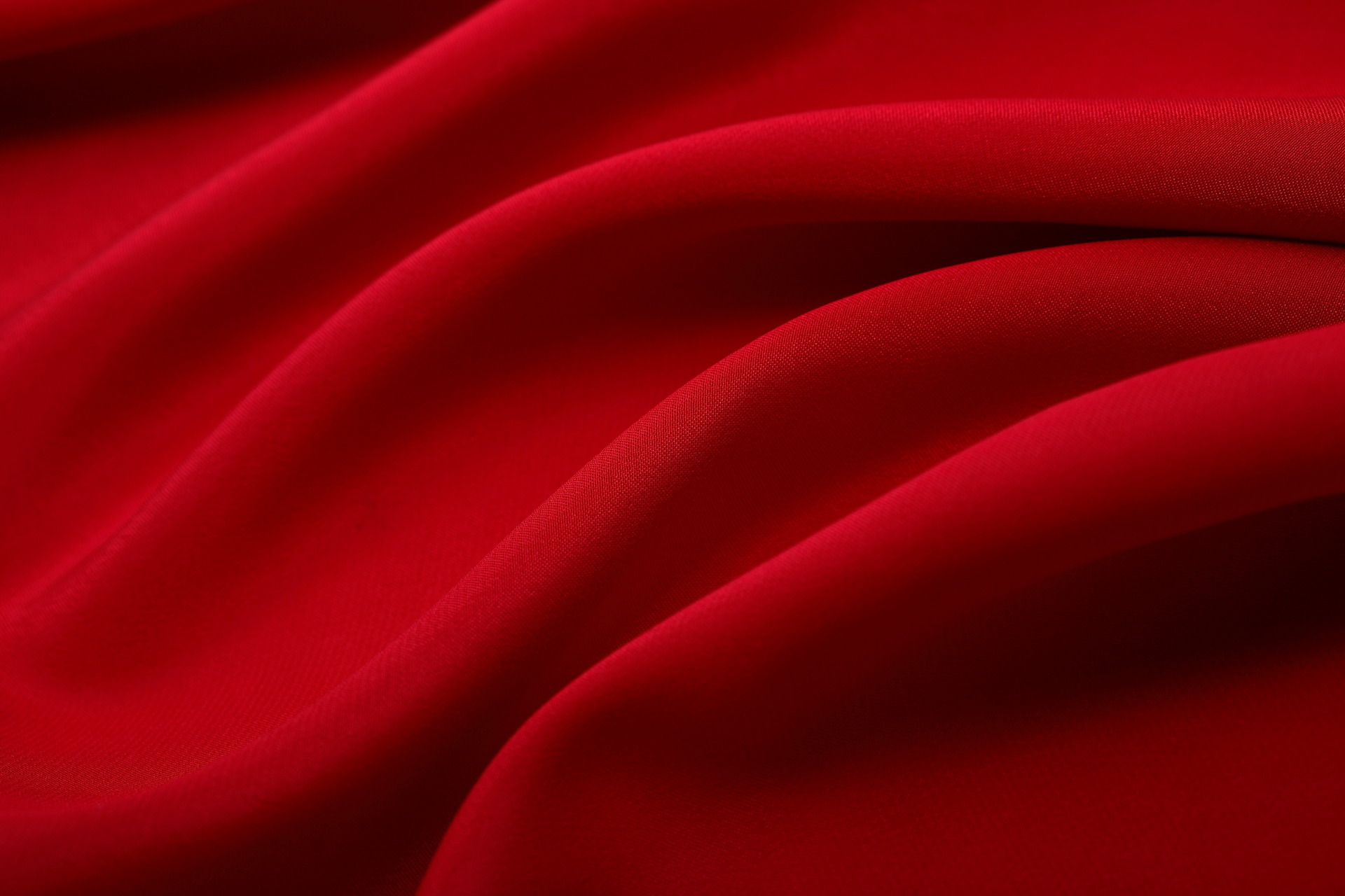 Kain Merah - HD Wallpaper 