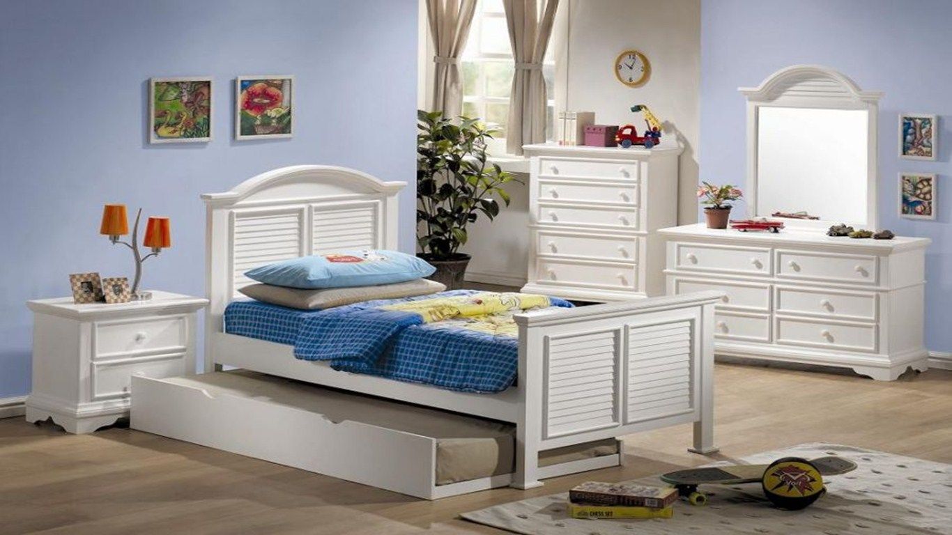 boys white bed