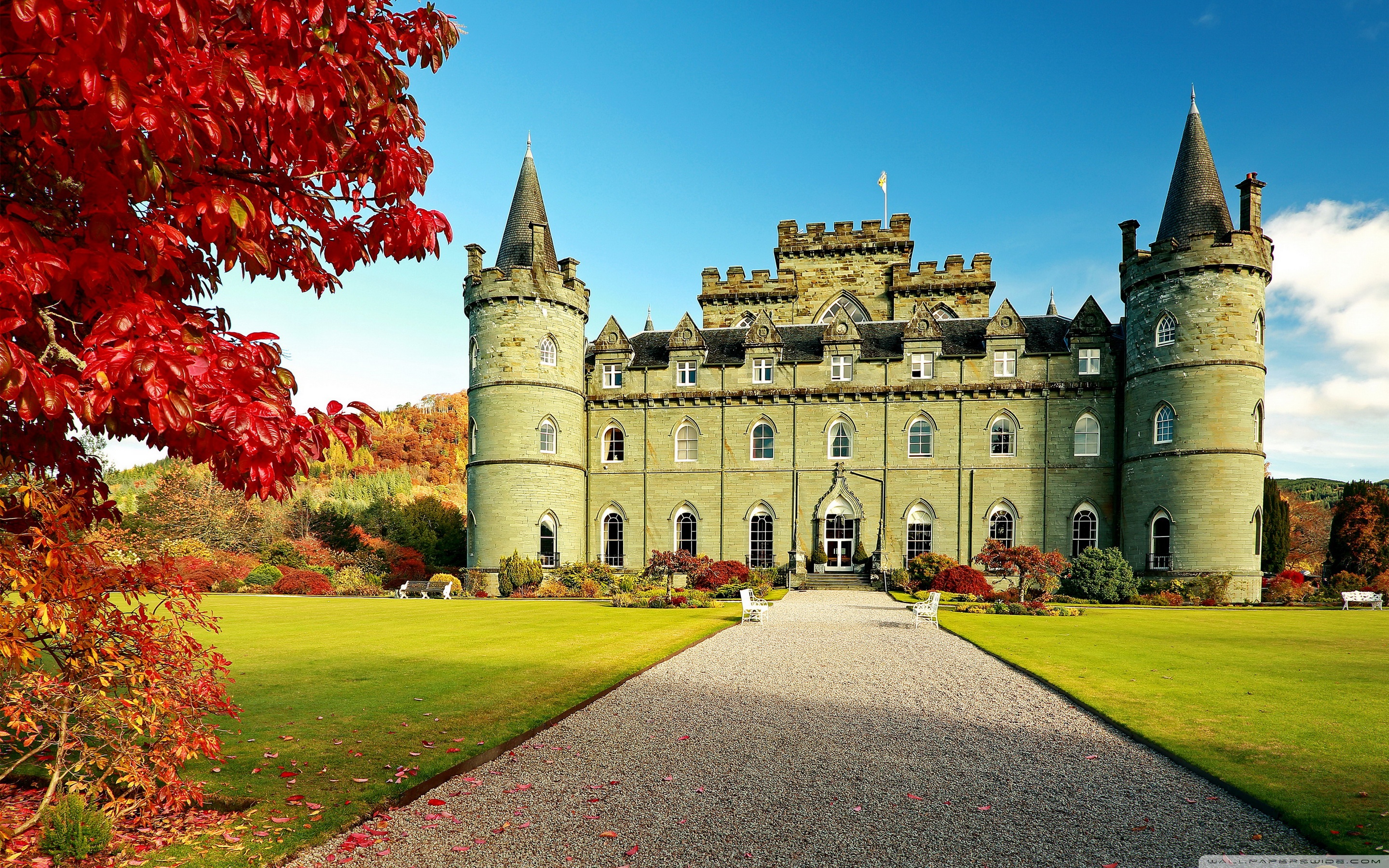 Scotland Autumn Wallpaper Castle - HD Wallpaper 