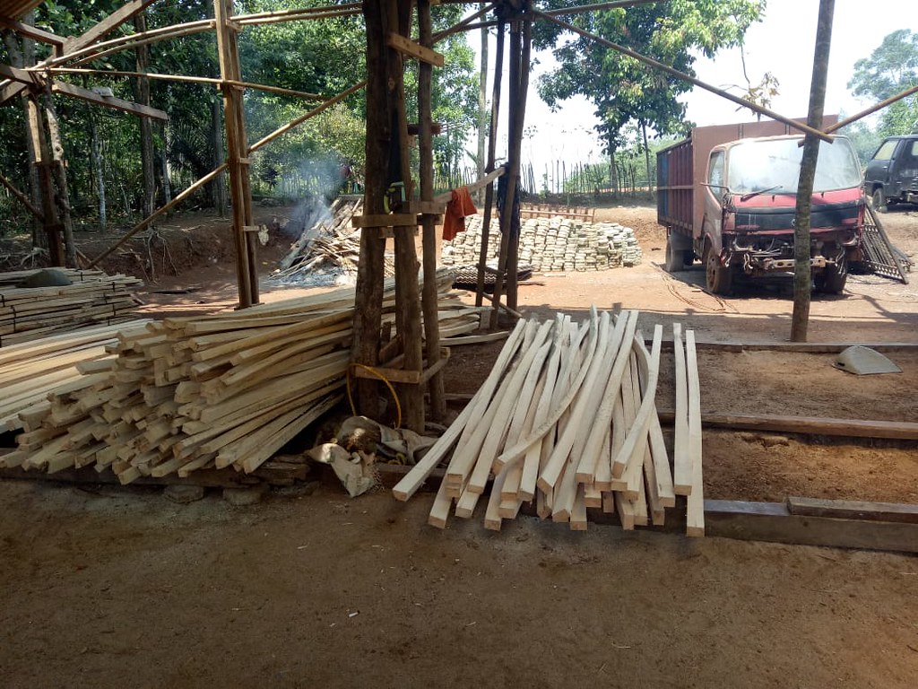 Lumber - HD Wallpaper 