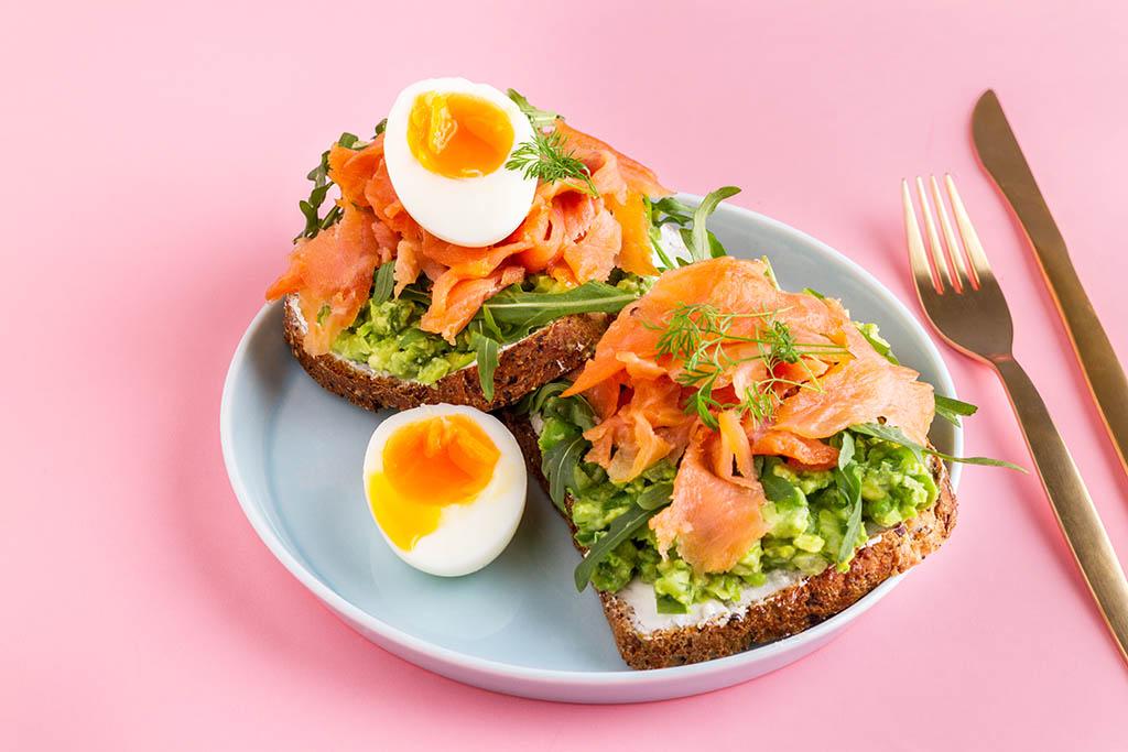 Salmon And Egg Bruschetta - HD Wallpaper 
