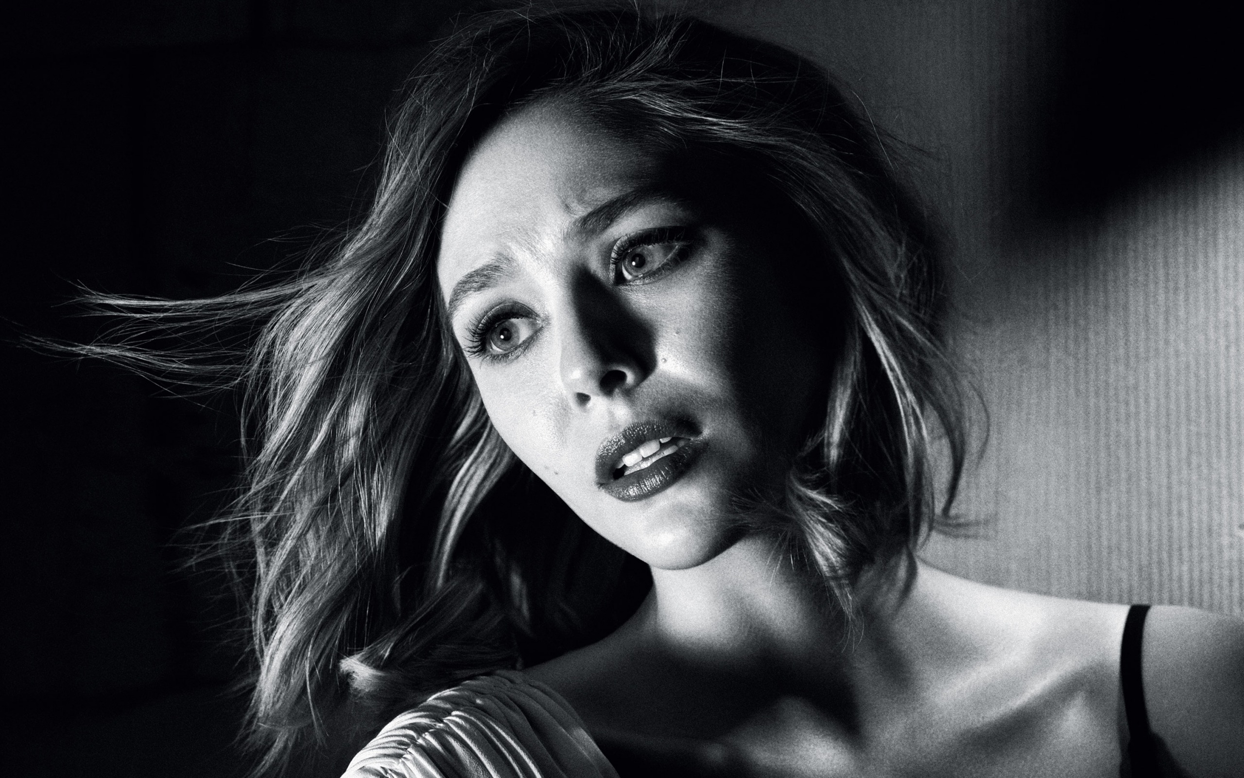 Elizabeth Olsen, American Actress, Portrait, Monochrome, - Elizabeth Olsen Wallpaper Black - HD Wallpaper 