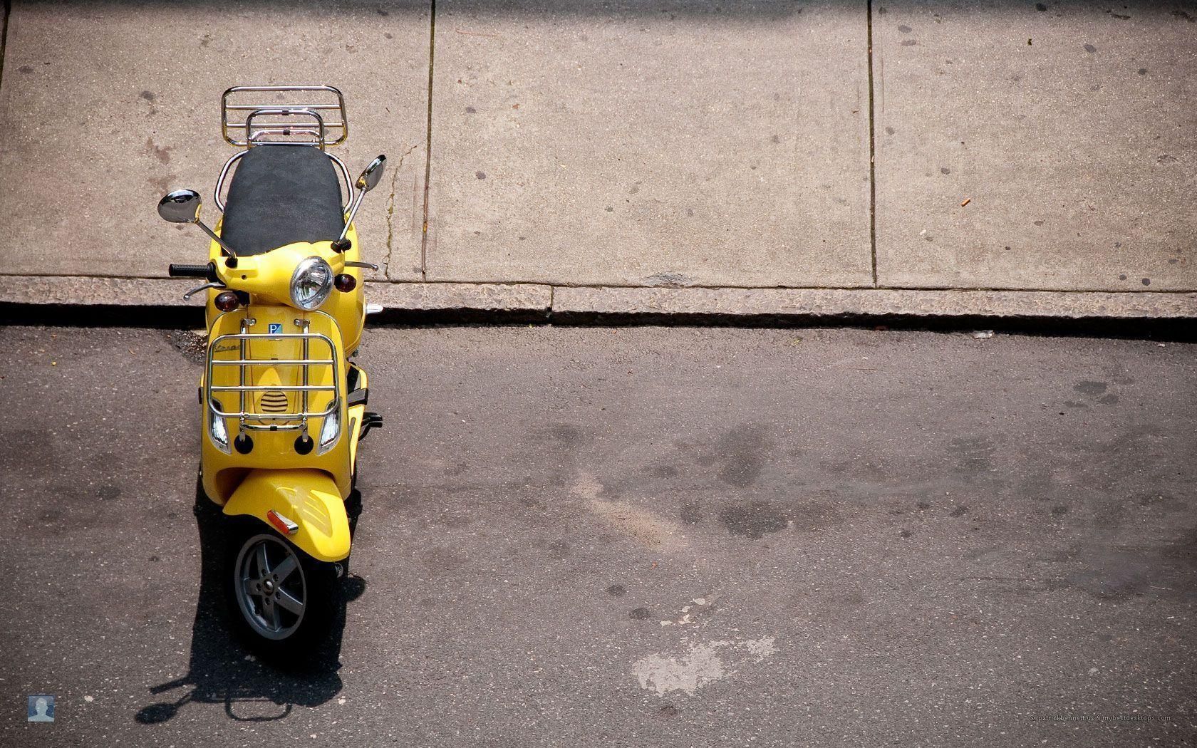 Yellow Vespa - HD Wallpaper 