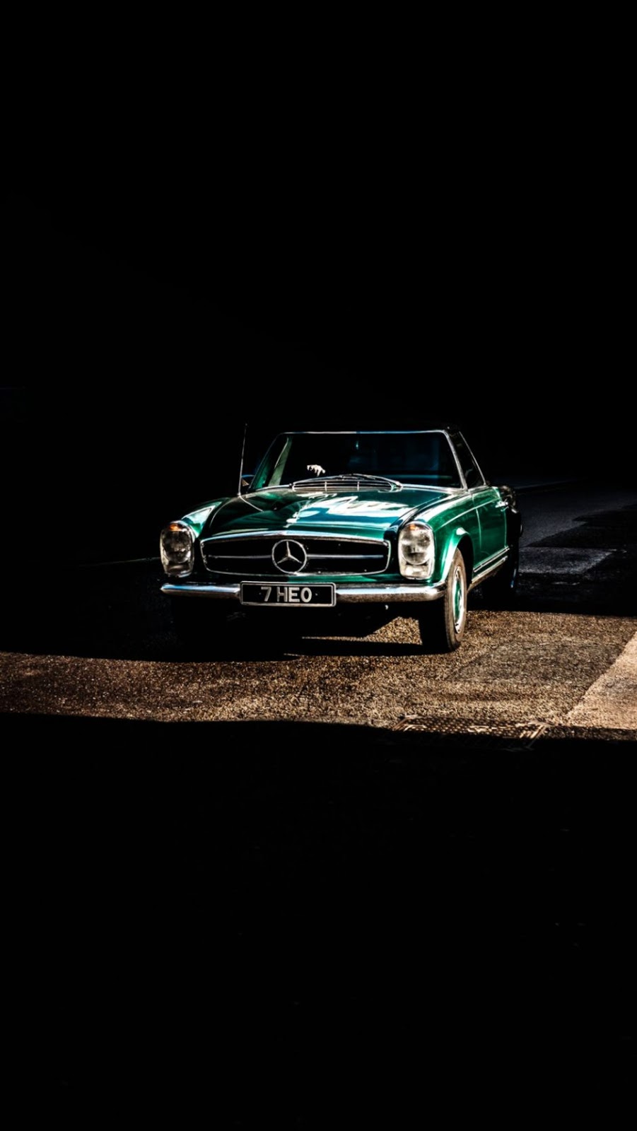 27 Classic Car Pictures Download Free Images On Unsplash - Classic Car Wallpaper Iphone - HD Wallpaper 