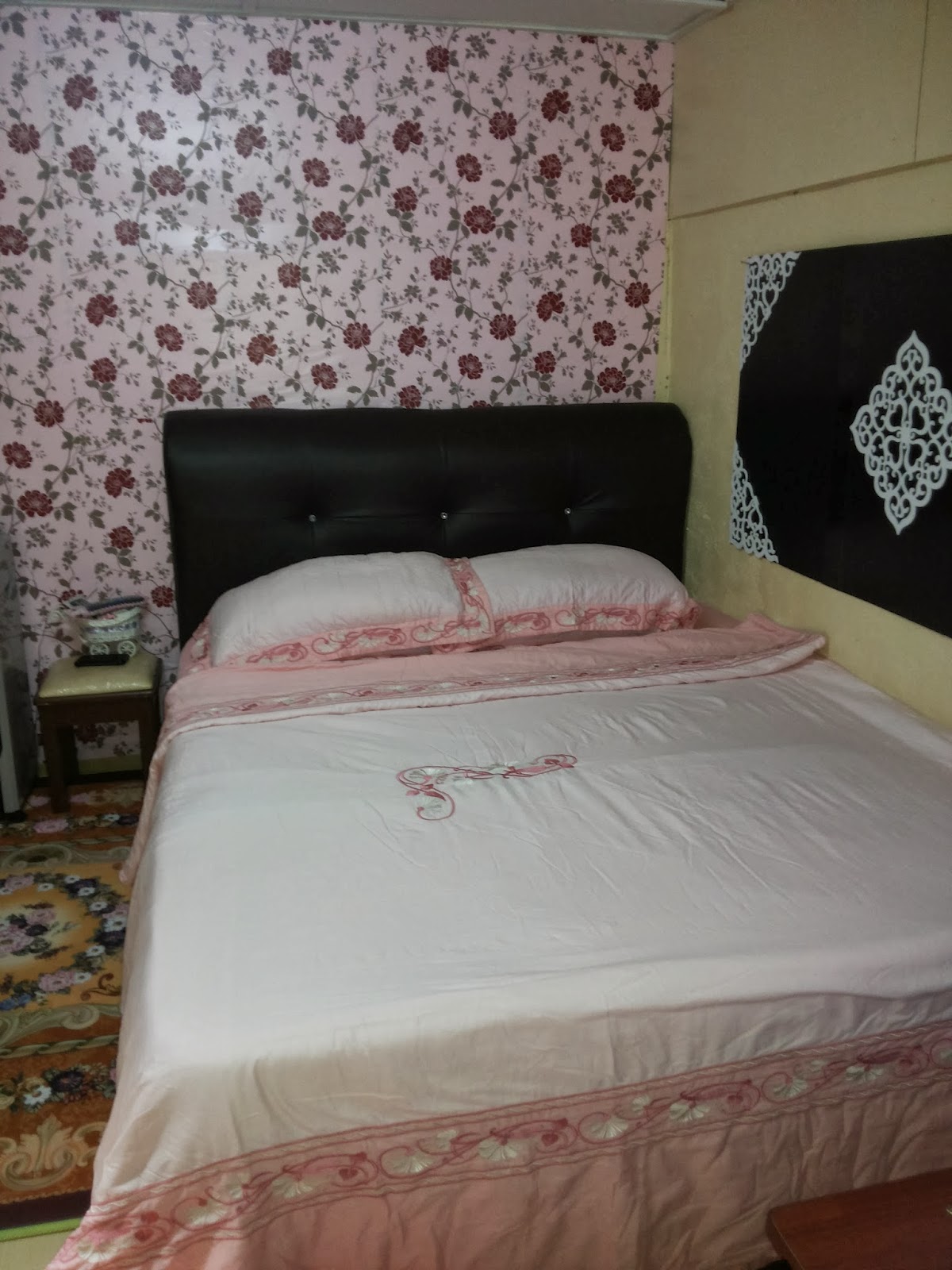 Bed Frame - HD Wallpaper 