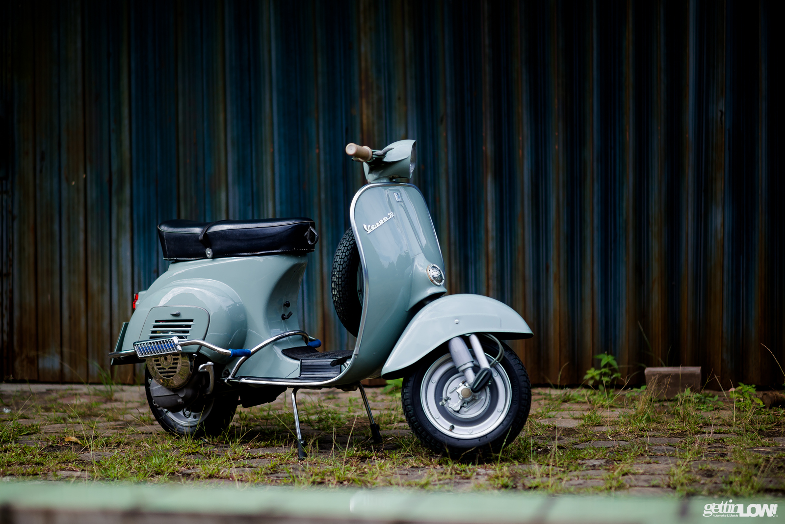 87 Wallpaper Vespa Bergerak Picture - MyWeb