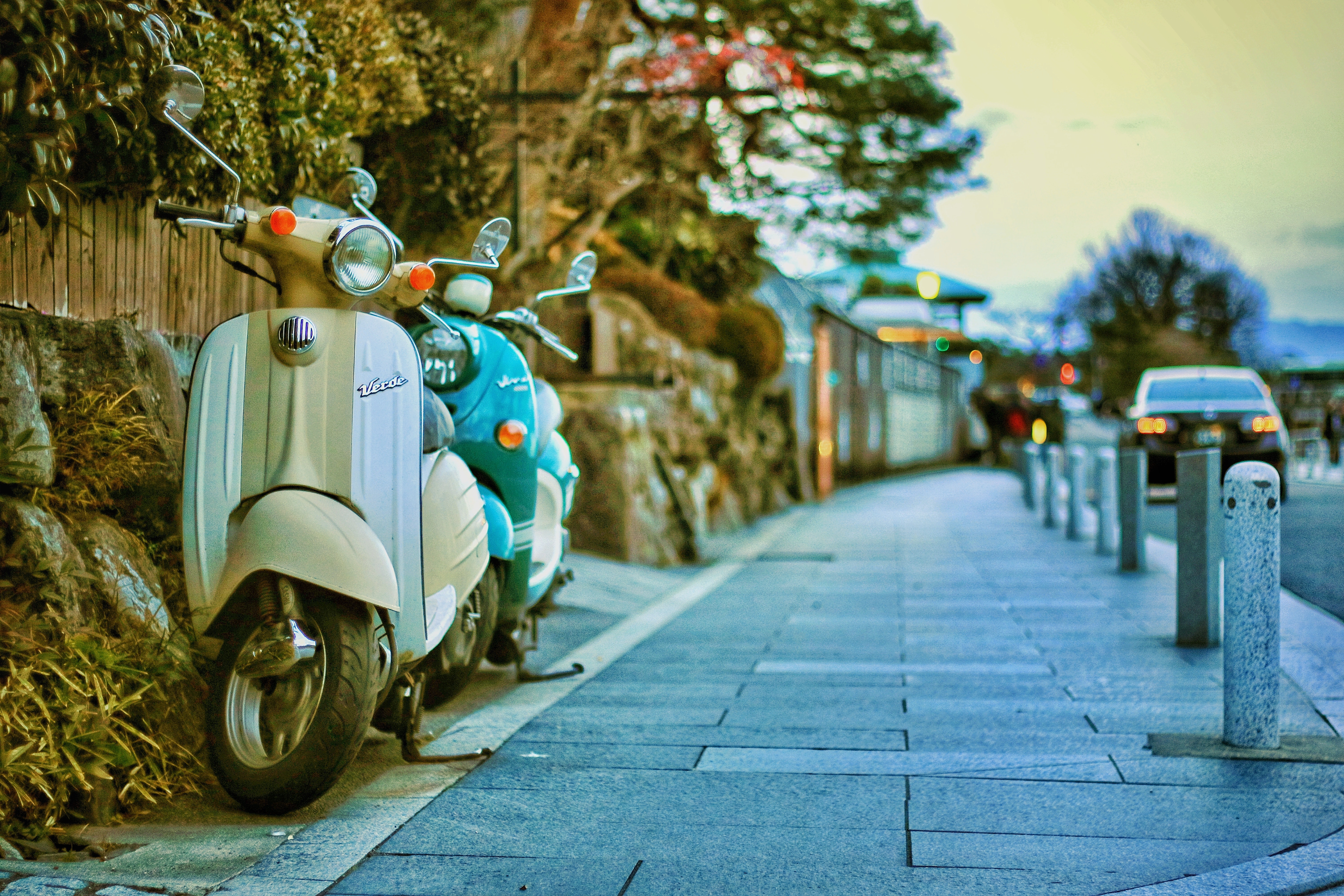 Vespa Wallpaper 4k - HD Wallpaper 