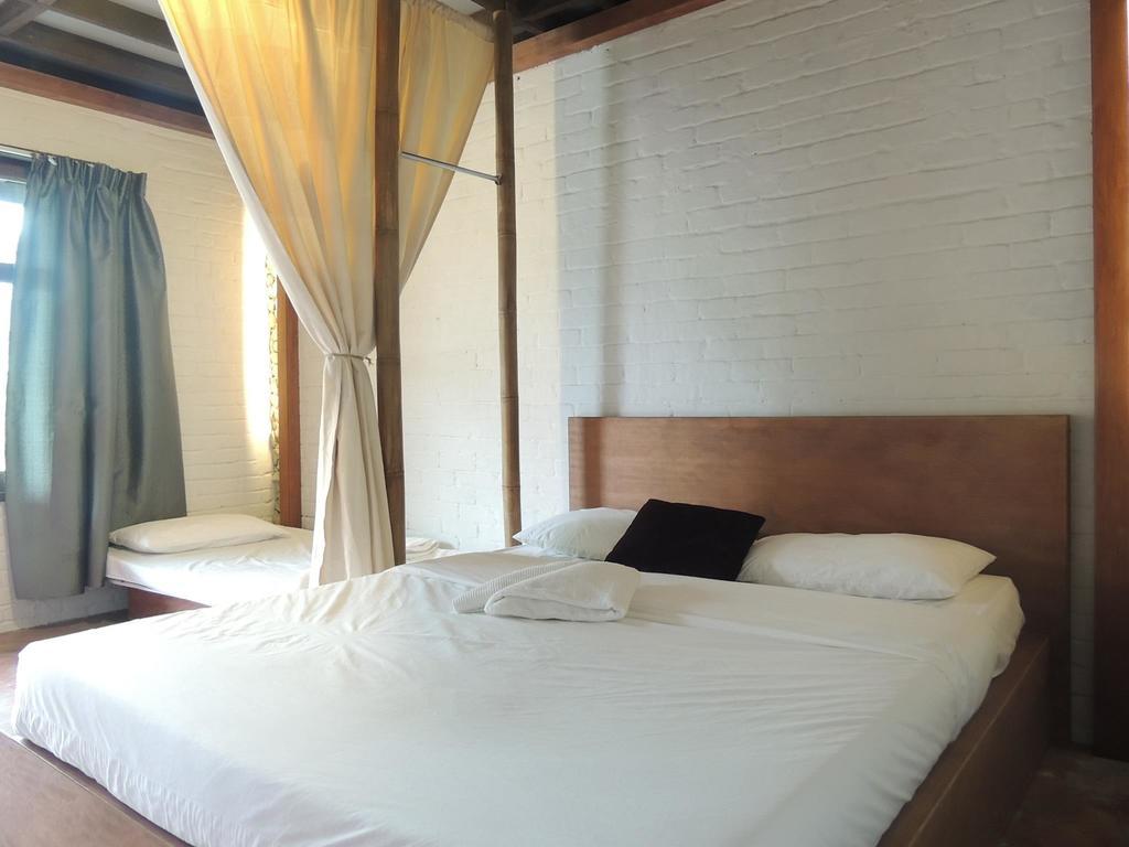 Embun Resort Lake Sahom - HD Wallpaper 