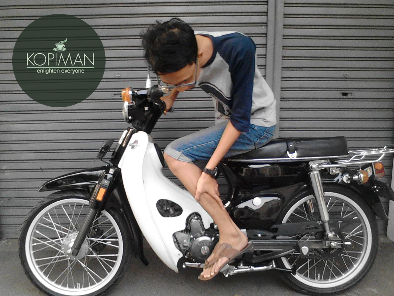 Kopi Klasik - Moped - HD Wallpaper 