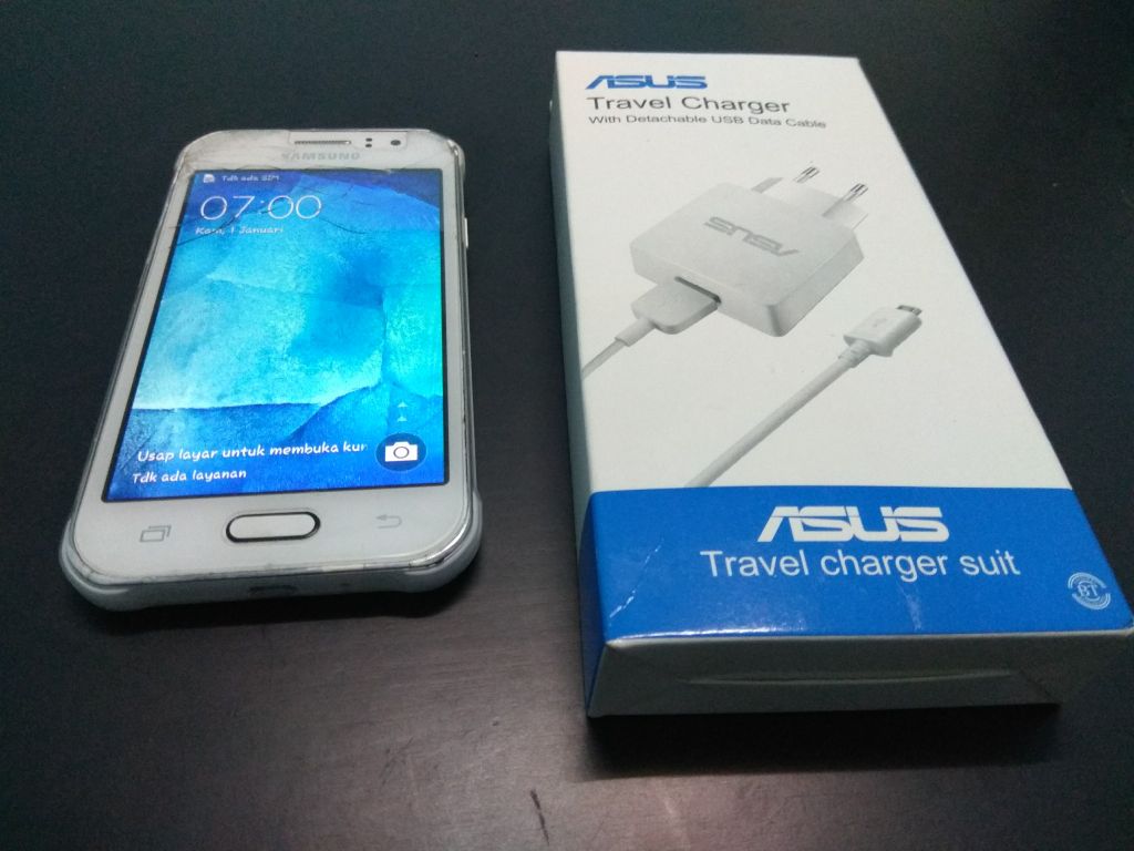 Wallpaper Kaca Hp Samsung Retak - Samsung Galaxy - HD Wallpaper 