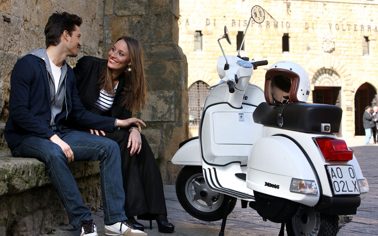 Vespa Girl Wallpaper Px, - Vespa - HD Wallpaper 