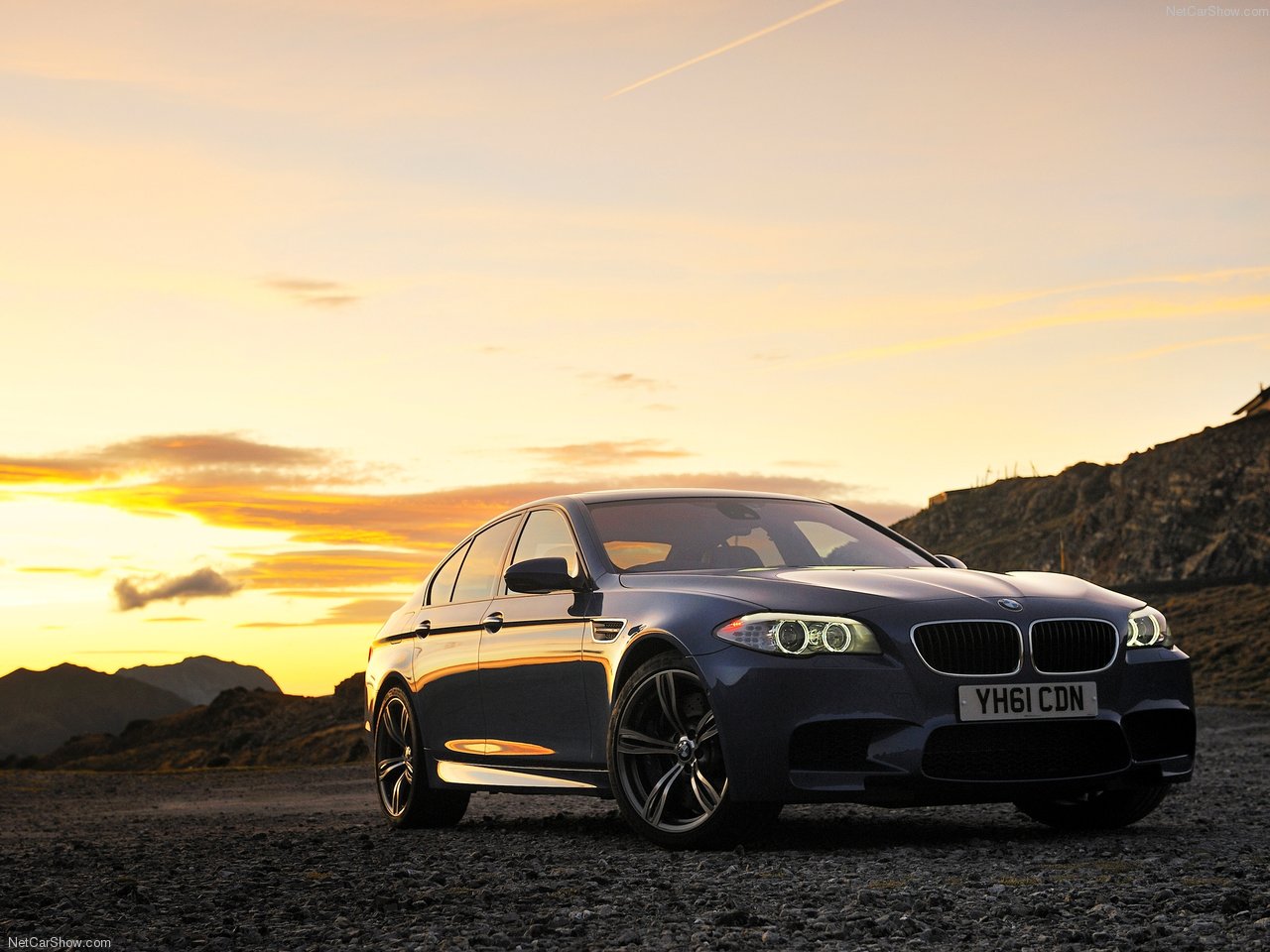 Bmw M5 2012 - HD Wallpaper 
