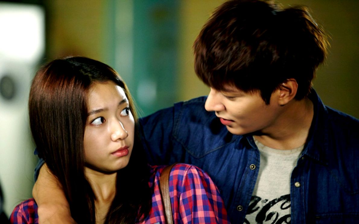 What K Drama Cliche Is Your Life Quiz Kultscene - Lee Min Ho With Park Shin Hye - HD Wallpaper 
