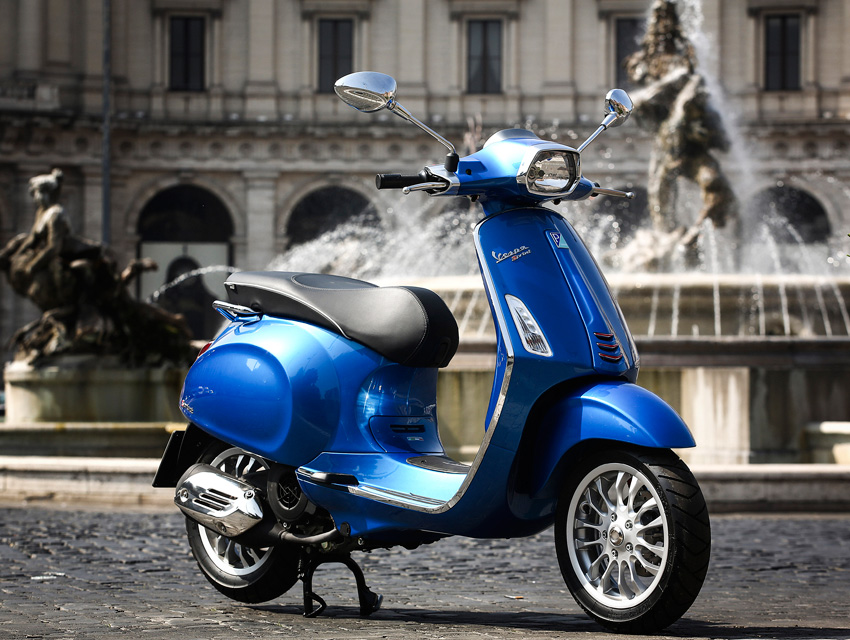 Vespa Sprint 150 - HD Wallpaper 