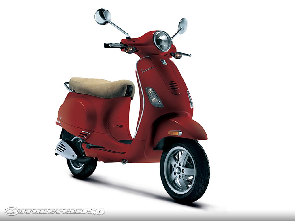 Vespa Lx 150 Wallpapers - Vespa 2010 Lx 150 - HD Wallpaper 