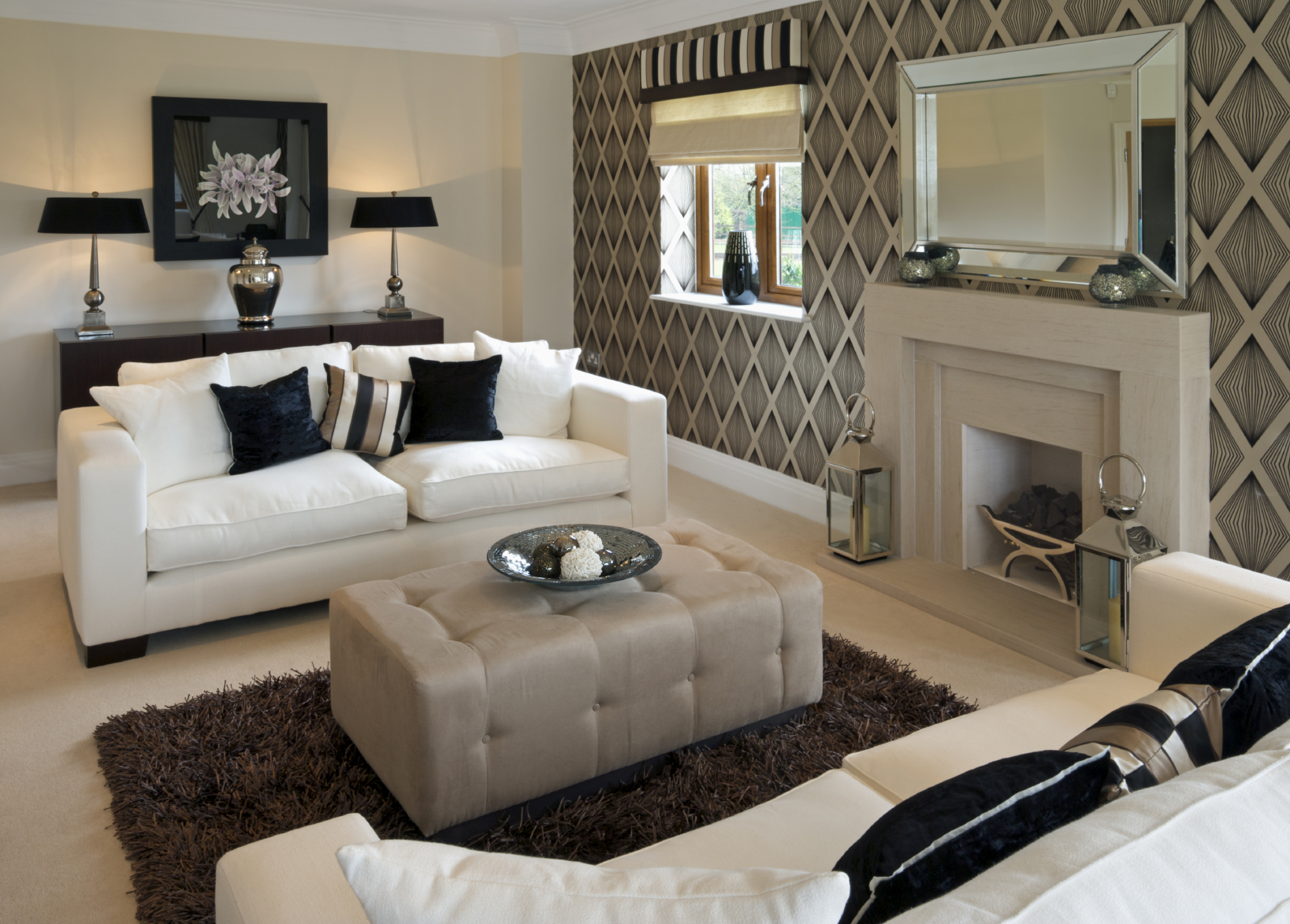 Luxurious Wallpaper Living Room Feature Wall Ideas - Living Room Beige And Black - HD Wallpaper 