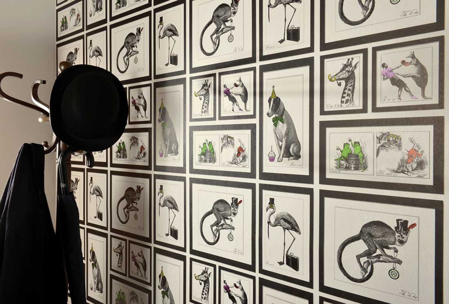 Funky Wallpaper For House - Holden Mad Dogs - HD Wallpaper 