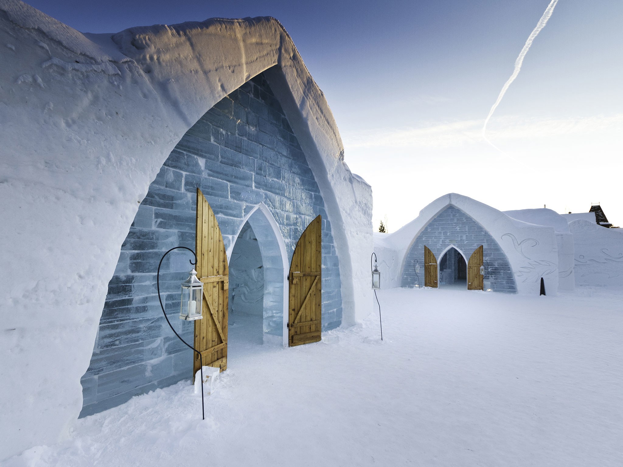 Ice Hotel - HD Wallpaper 
