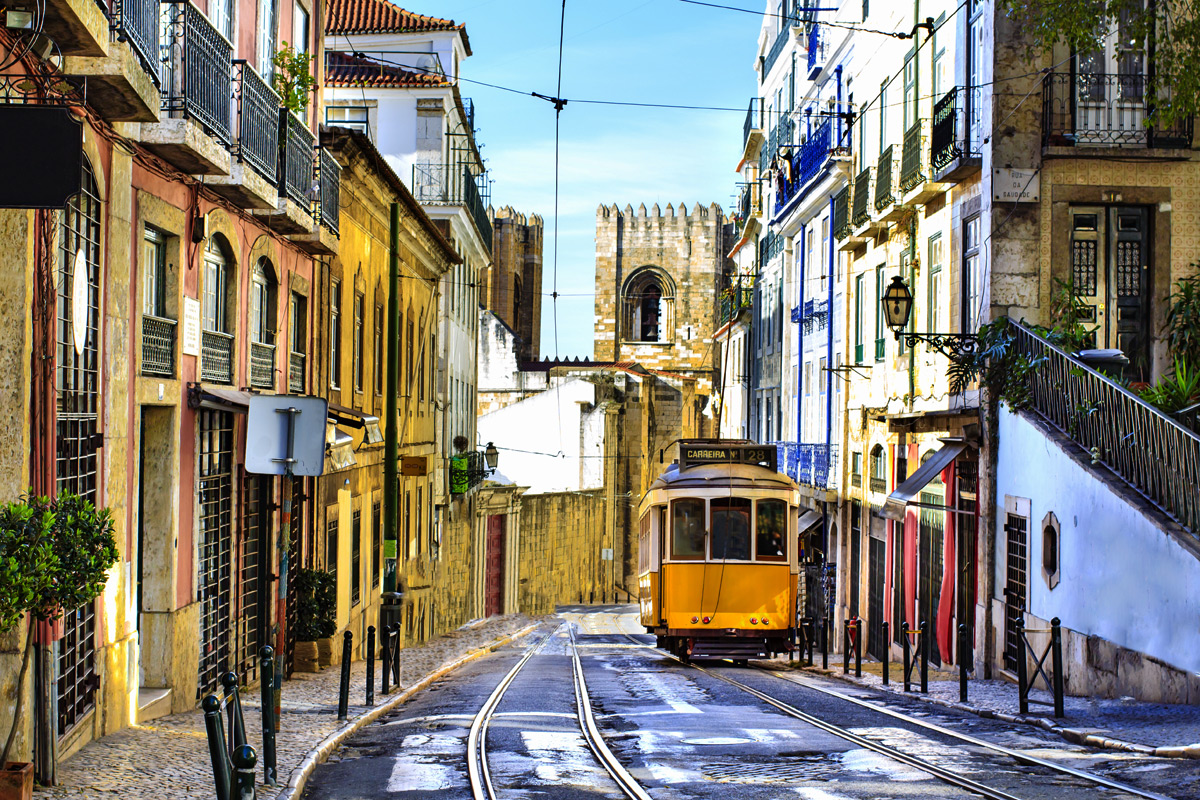 Lisbon Beautiful - HD Wallpaper 