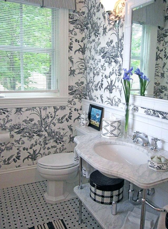 Waverly Wallpaper Wallpaper Powder Room Traditional - Bathroom - HD Wallpaper 