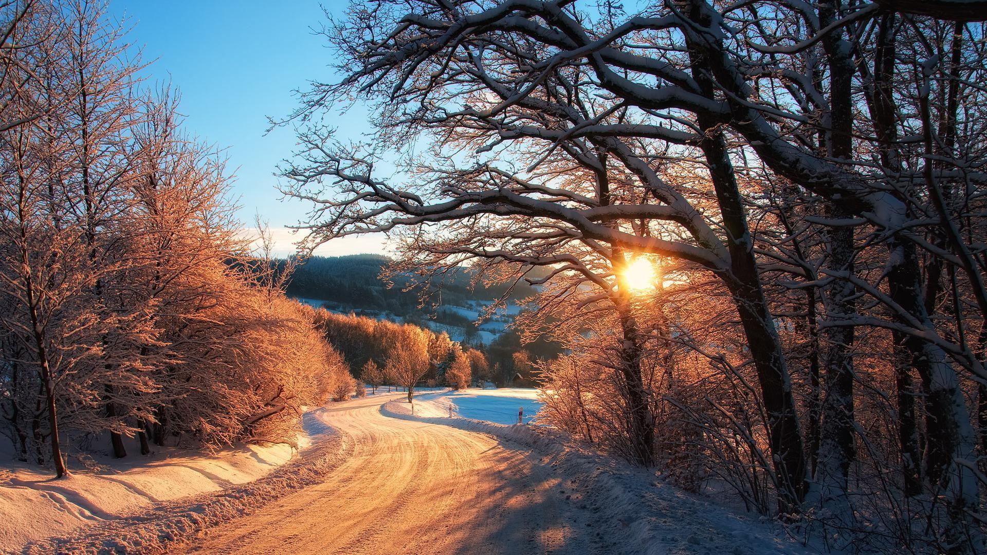 Winter Country Road Wallpaper - Country Background Winter - HD Wallpaper 