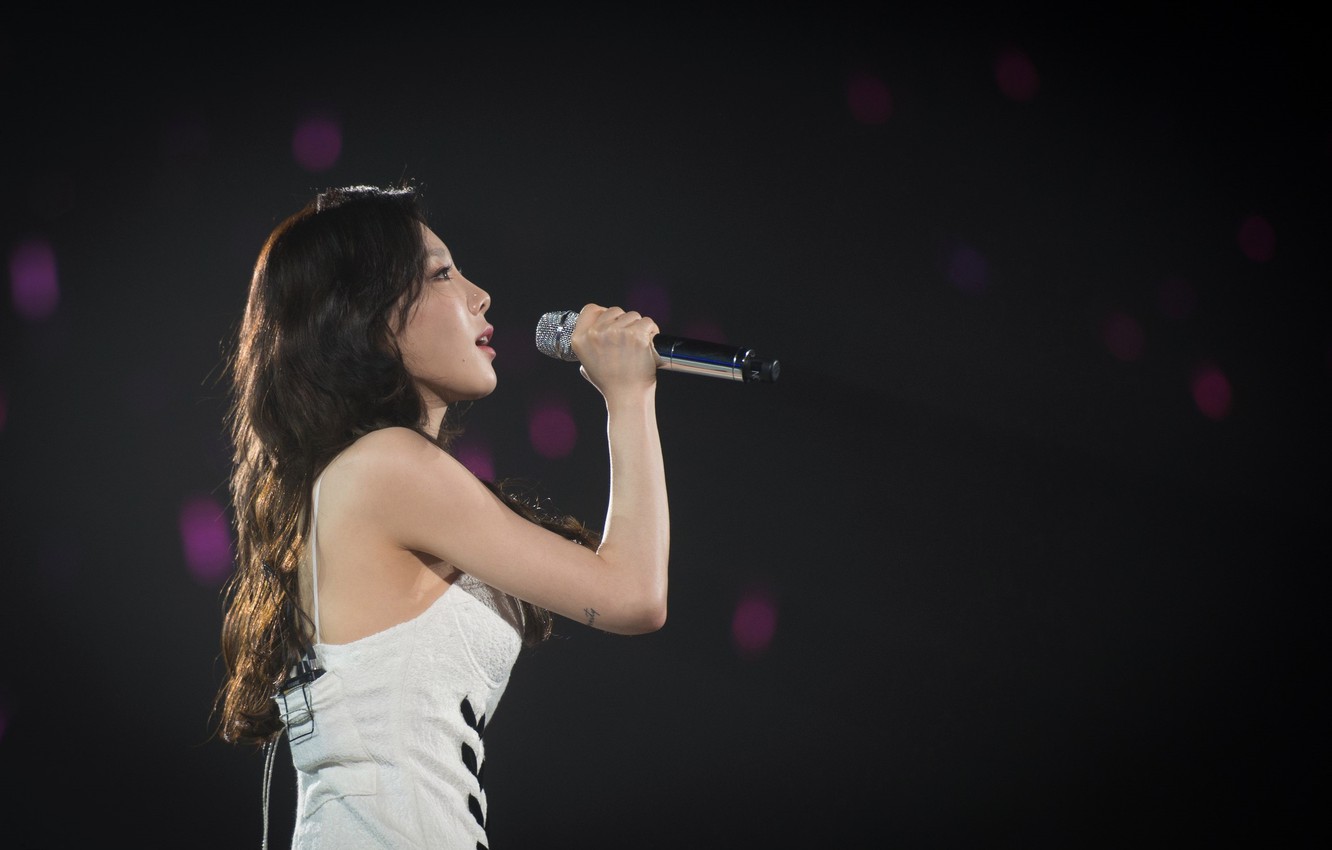 Photo Wallpaper Girl, Asian, Singer, Snsd, Kpop, Korean, - Concert - HD Wallpaper 