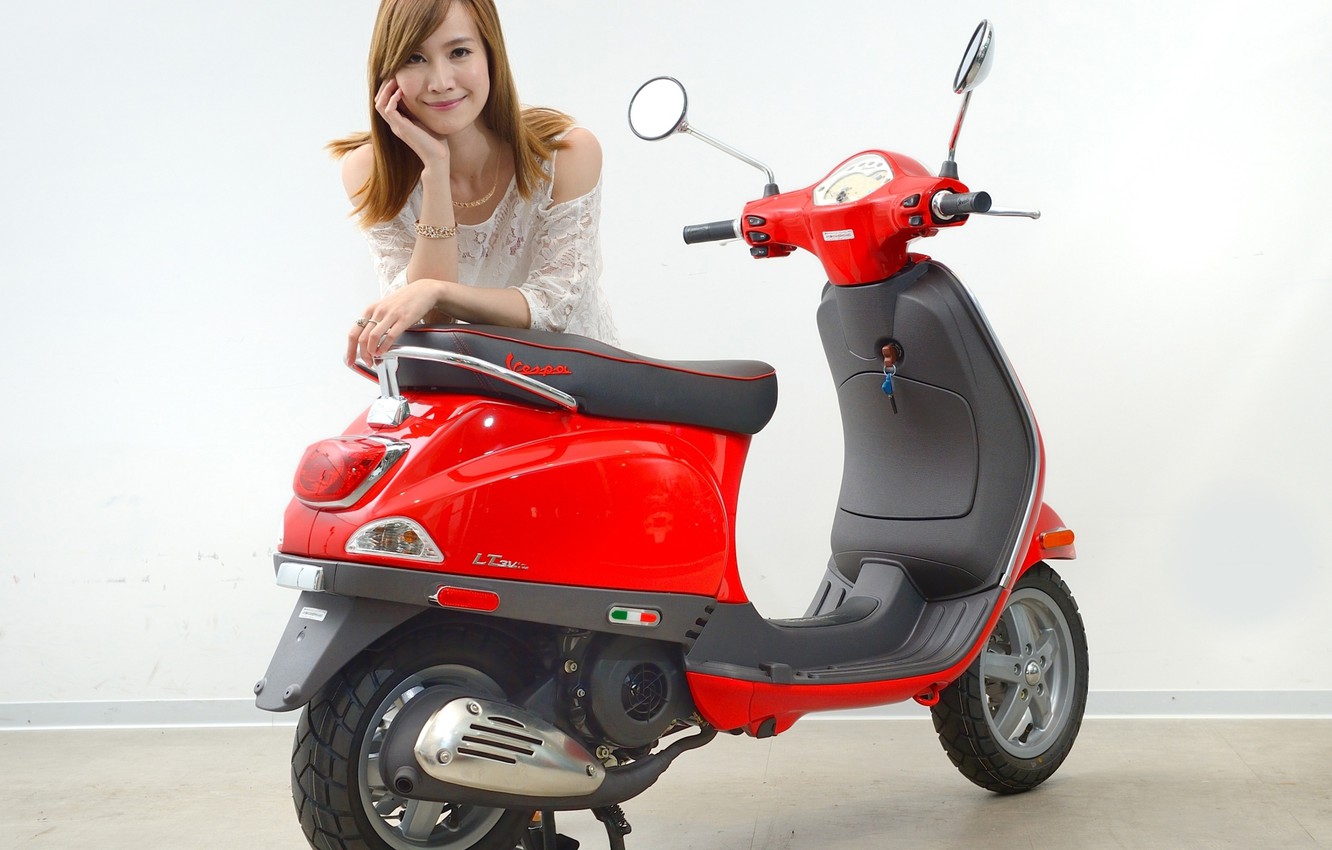 Photo Wallpaper Look, Girls, Asian, Beautiful Girl, - Vespa - HD Wallpaper 