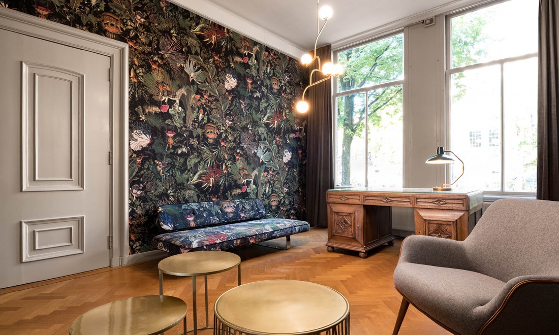 Moooi Menagerie Of Extinct Animals - HD Wallpaper 