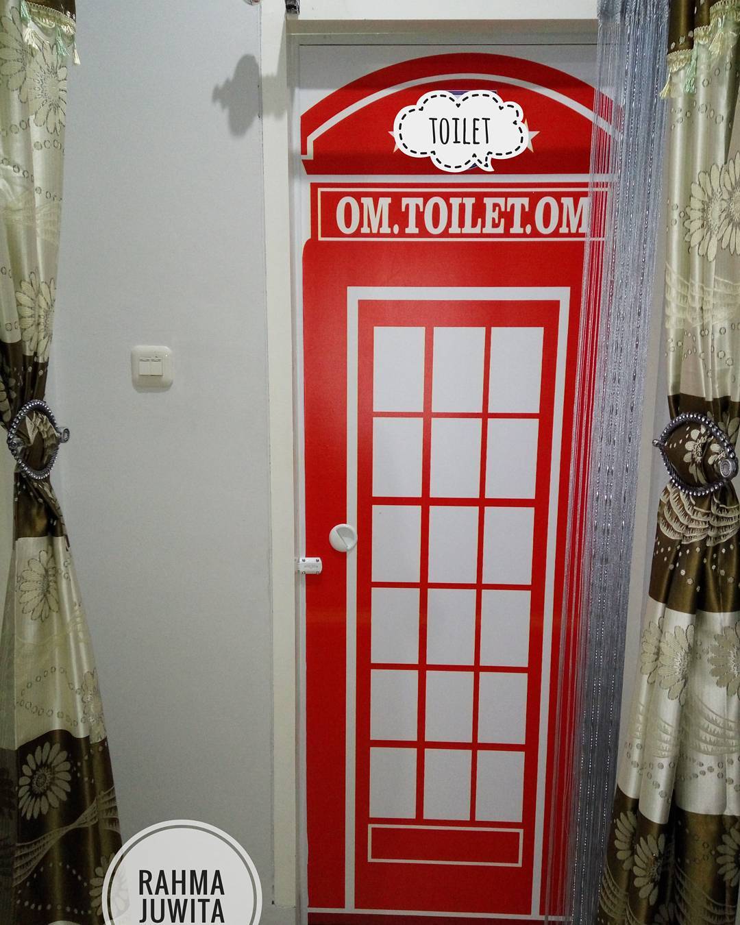 Desain Pintu Kamar Mandi Unik - HD Wallpaper 