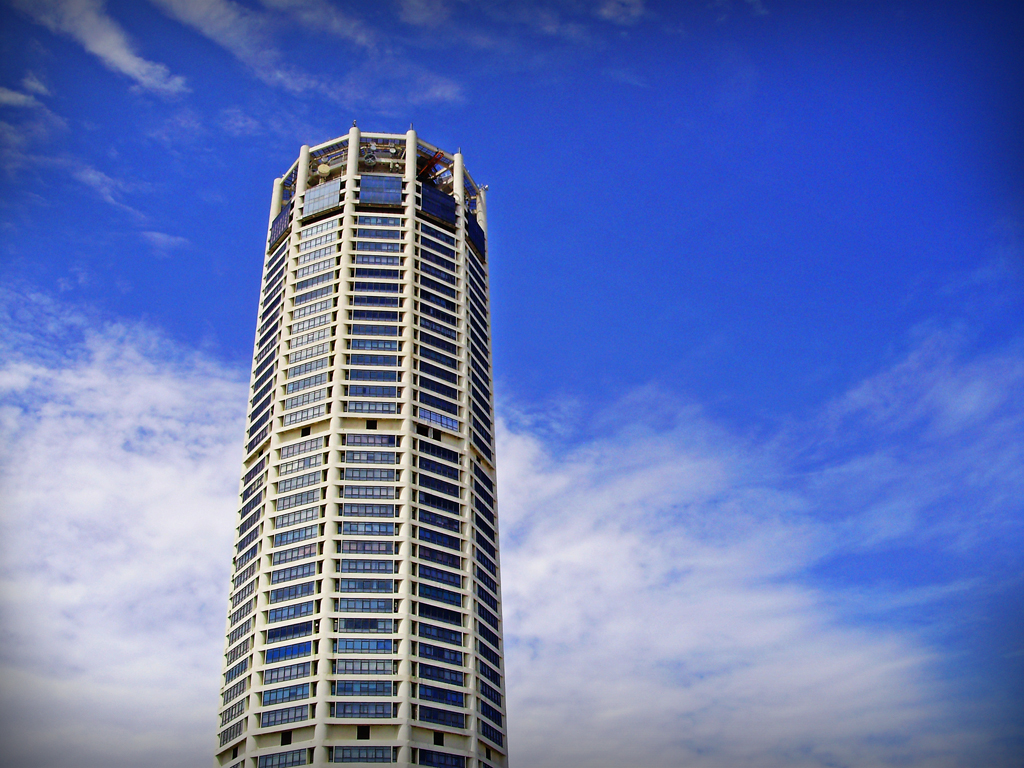 Komtar Penang - HD Wallpaper 