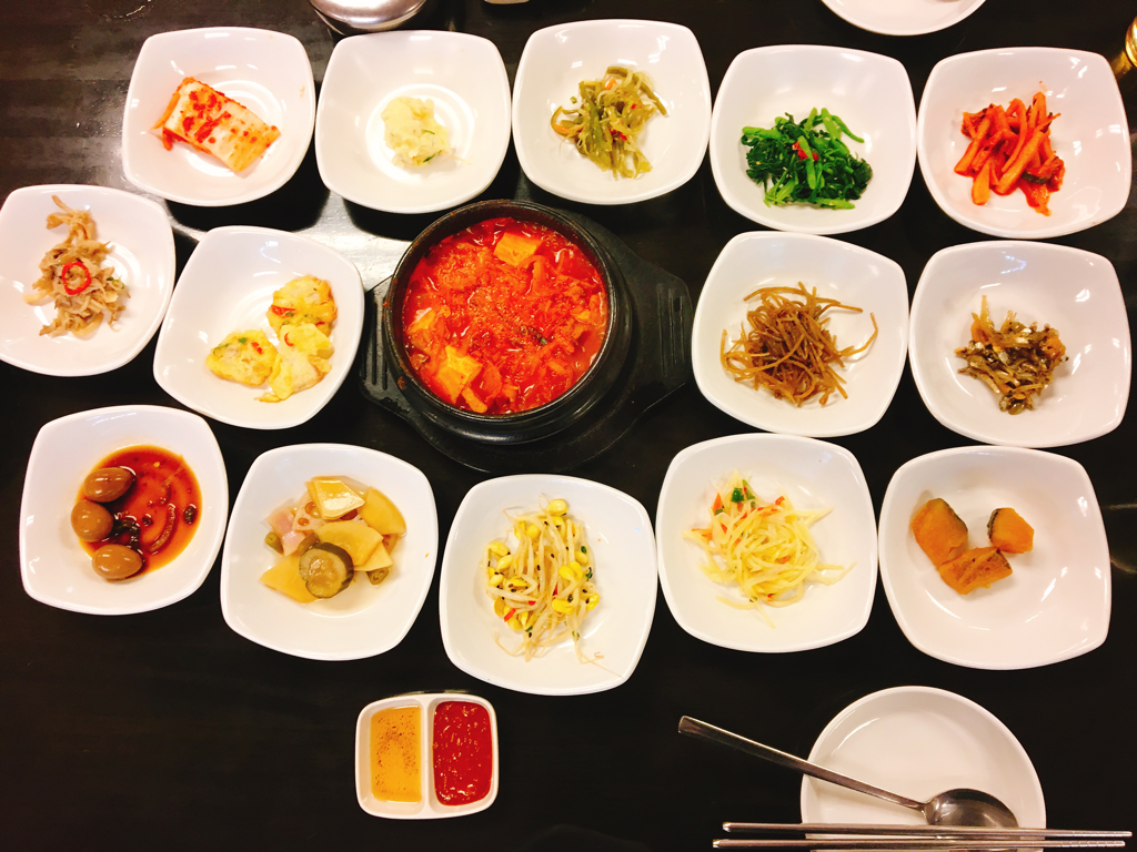 Korean Restaurant Side Dish - HD Wallpaper 