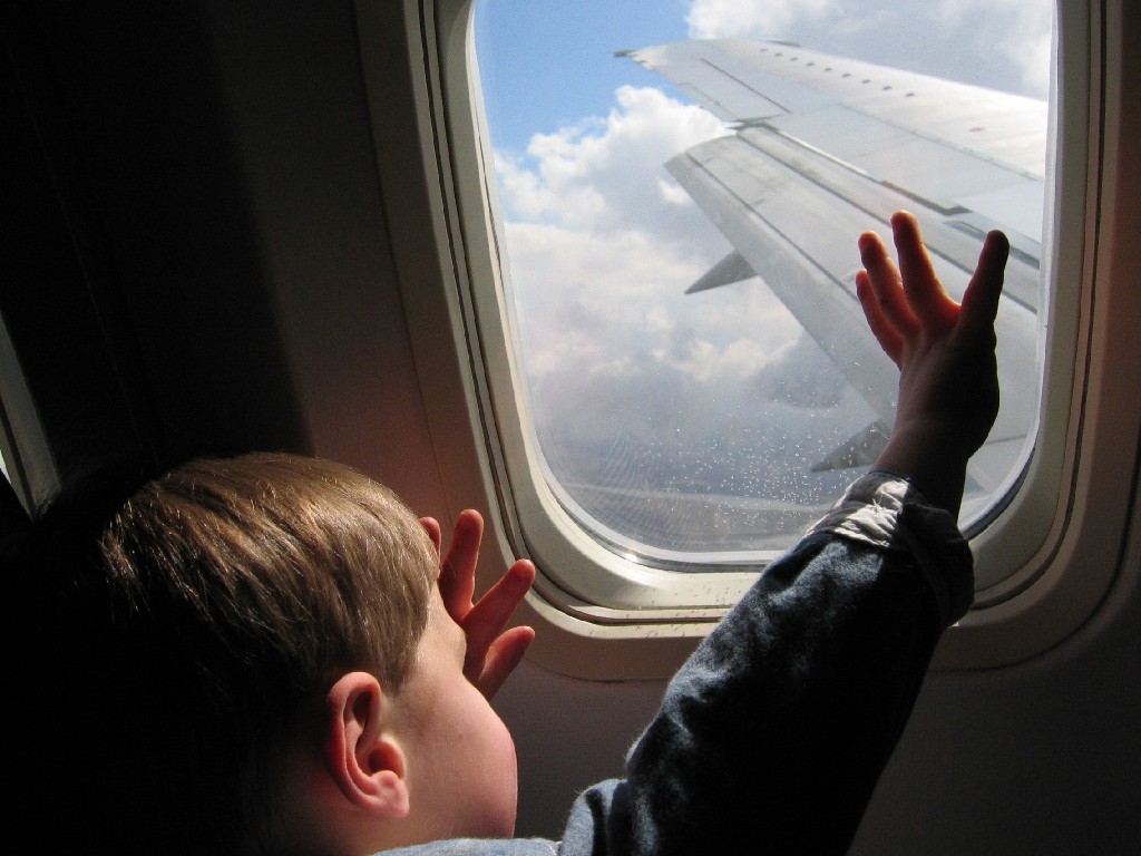 Kids On Plane - Iran Air Flight 655 - HD Wallpaper 