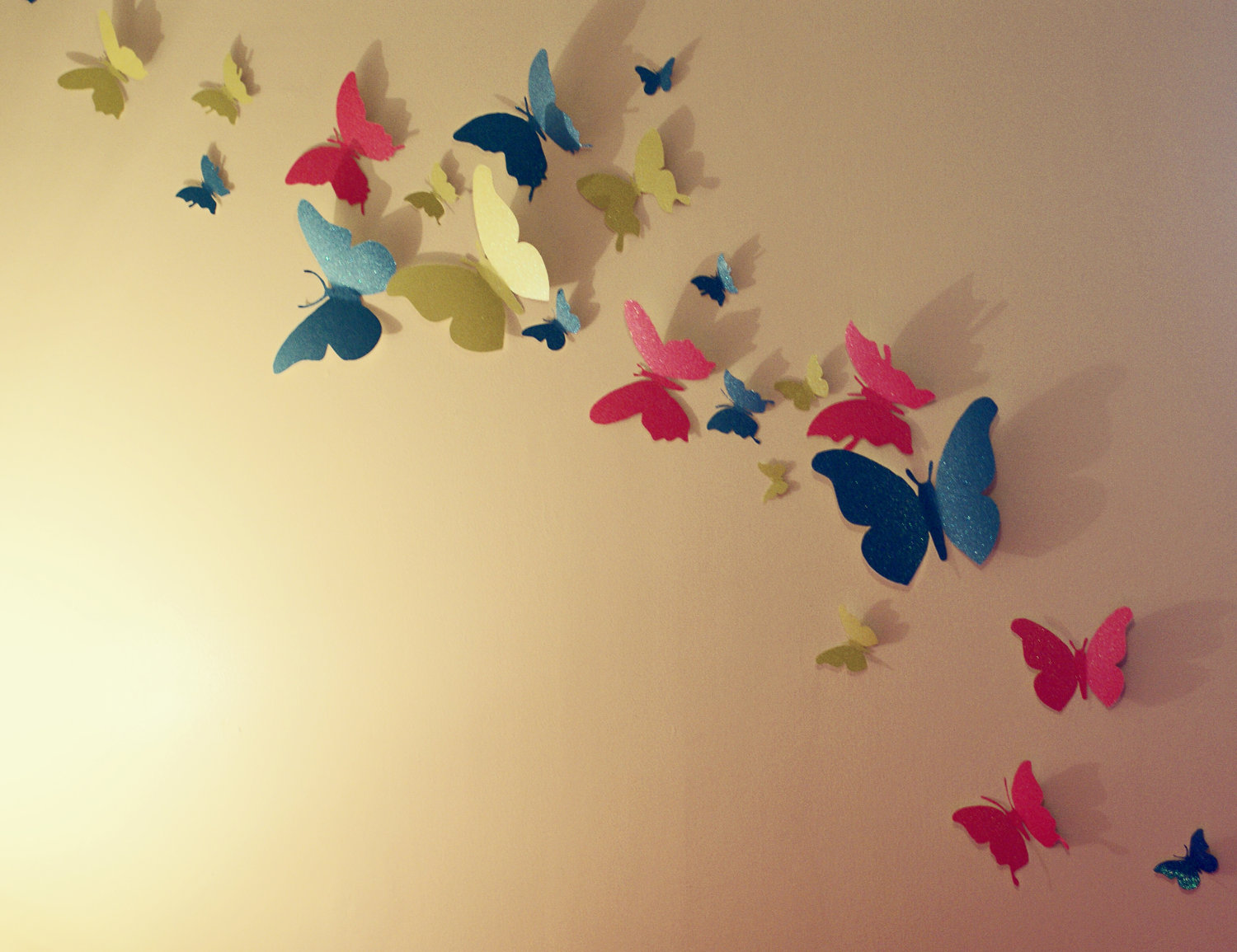 Kreasi Hiasan Dinding Kamar Buatan Sendiri Ini Menjadikan - Homemade Butterfly Wall Decoration - HD Wallpaper 