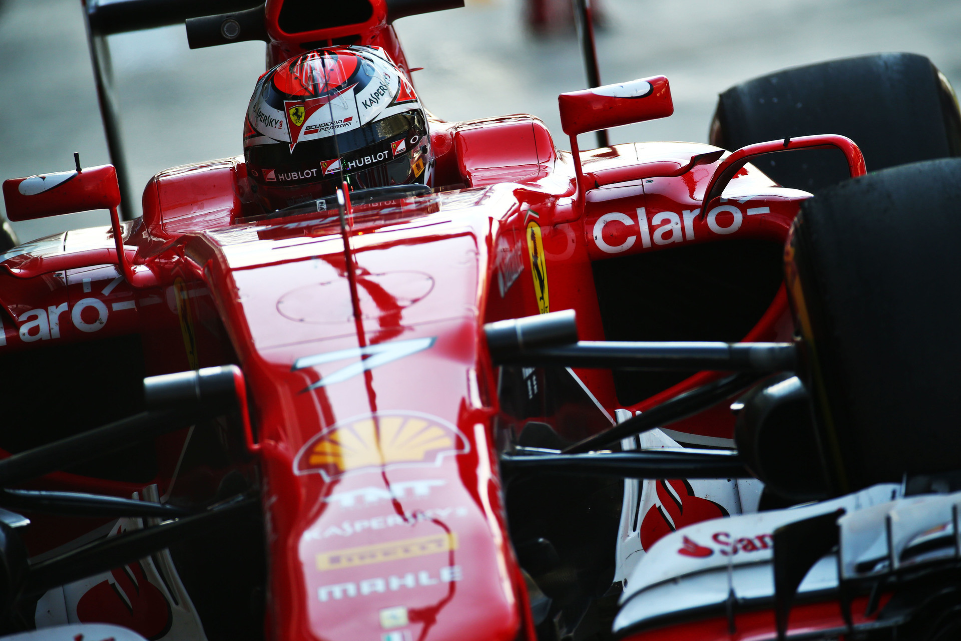 Photo Wallpaper Helmet, Ferrari, Formula 1, Kimi Raikkonen - Raikkonen Abu Dhabi 2017 - HD Wallpaper 