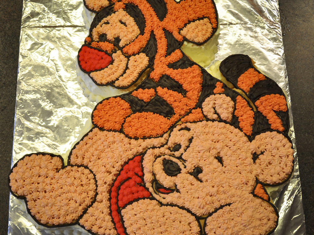 Winnie The Pooh Cream Cake - HD Wallpaper 