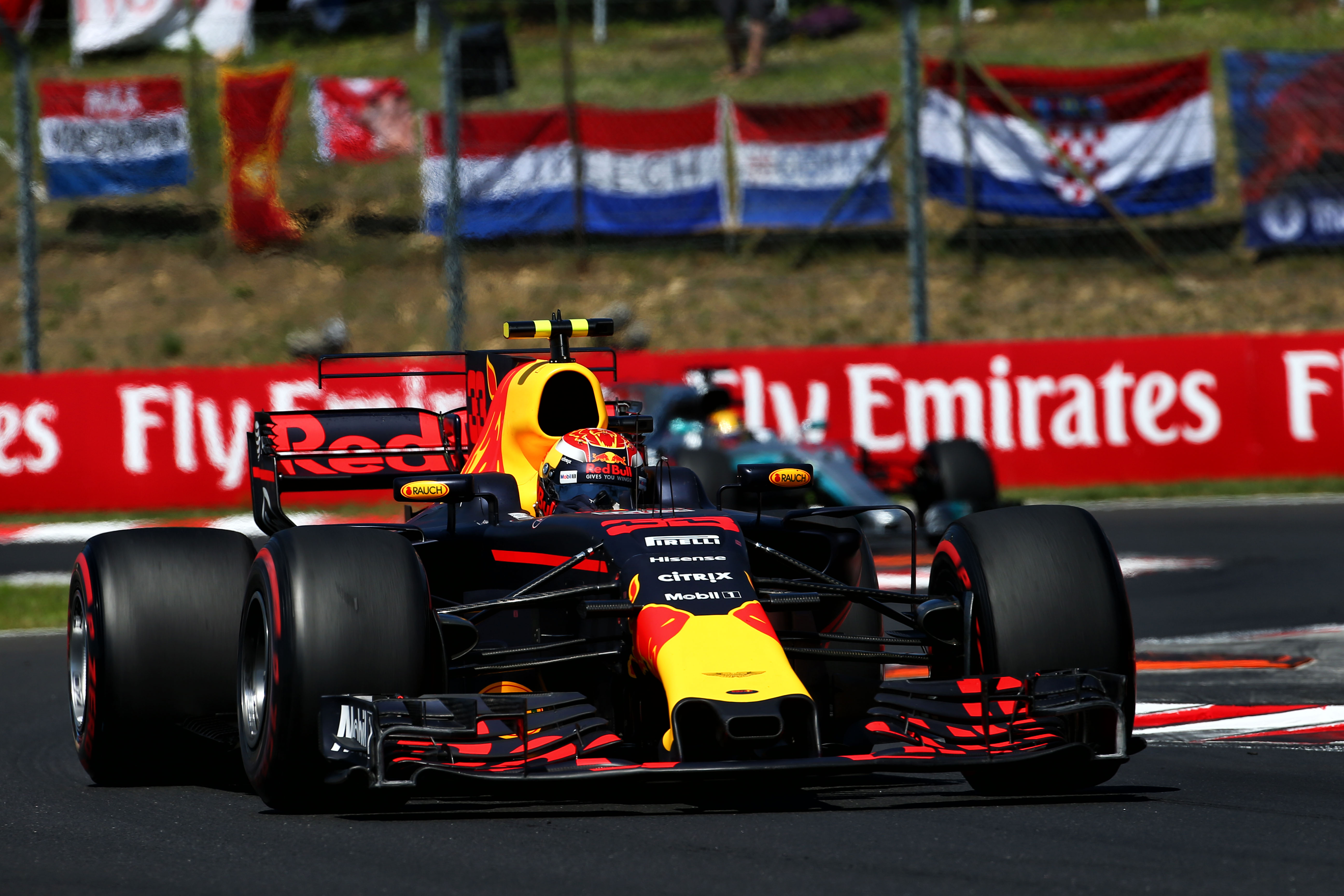 Ferrari F1 2017 Hungary - HD Wallpaper 