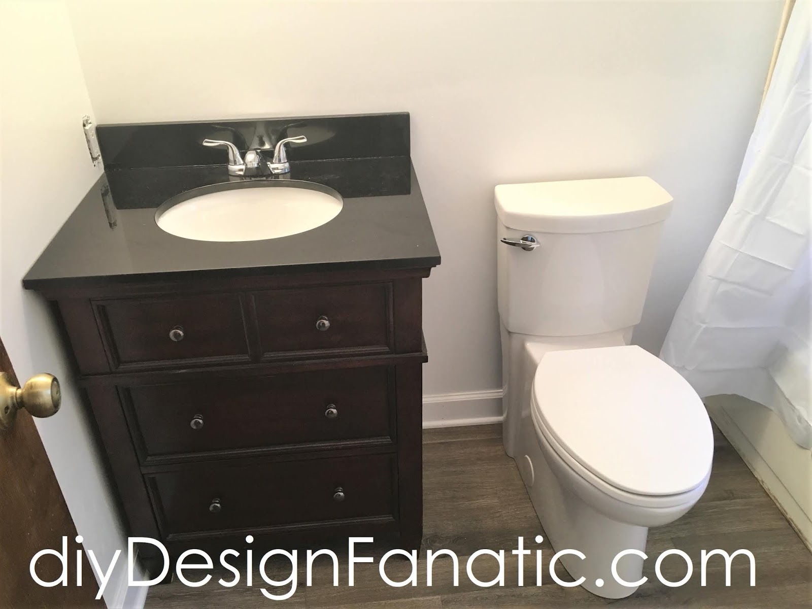 Bathroom - HD Wallpaper 