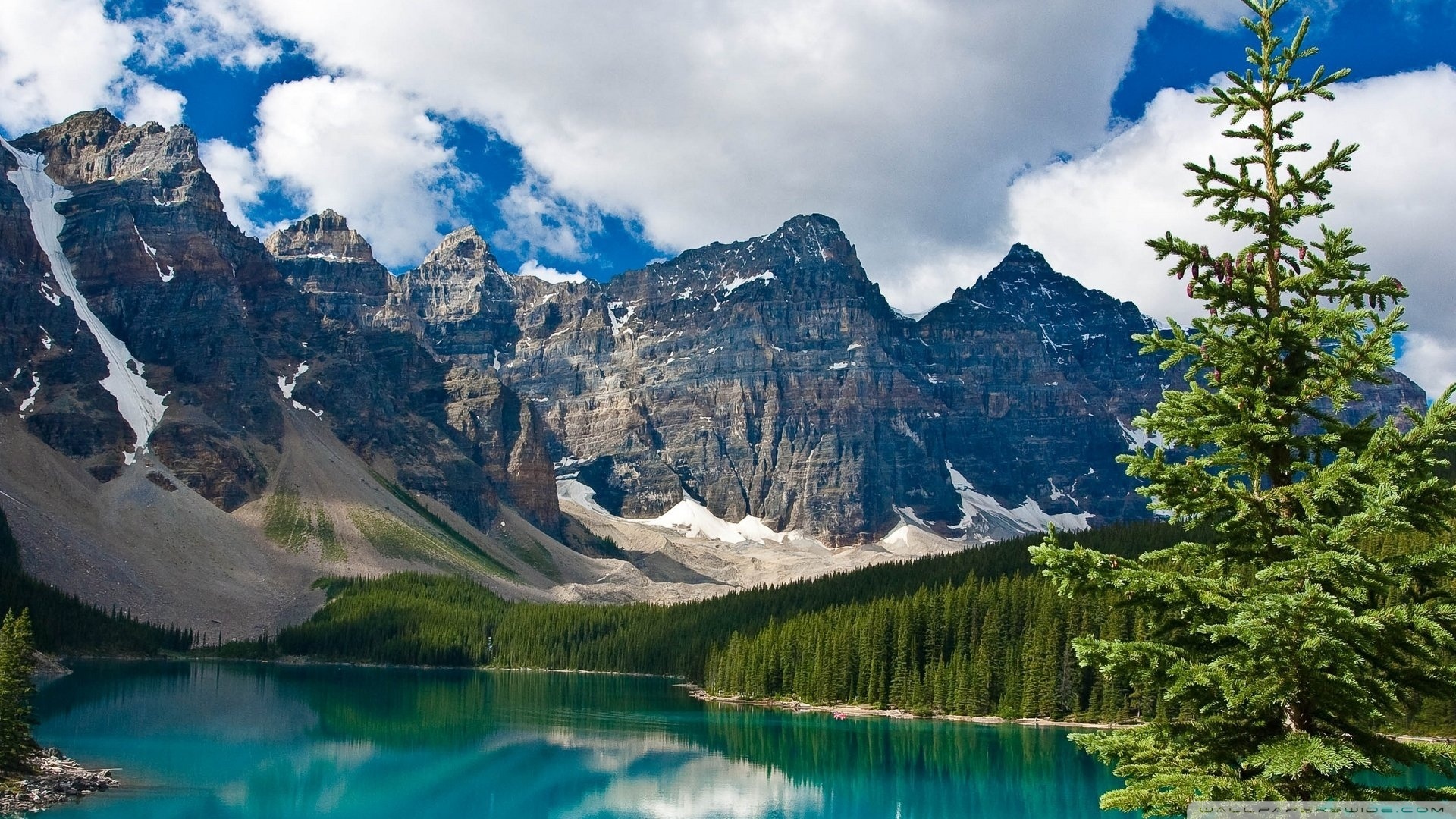 Park British Columbia Canada Wallpaper - Moraine Lake - HD Wallpaper 