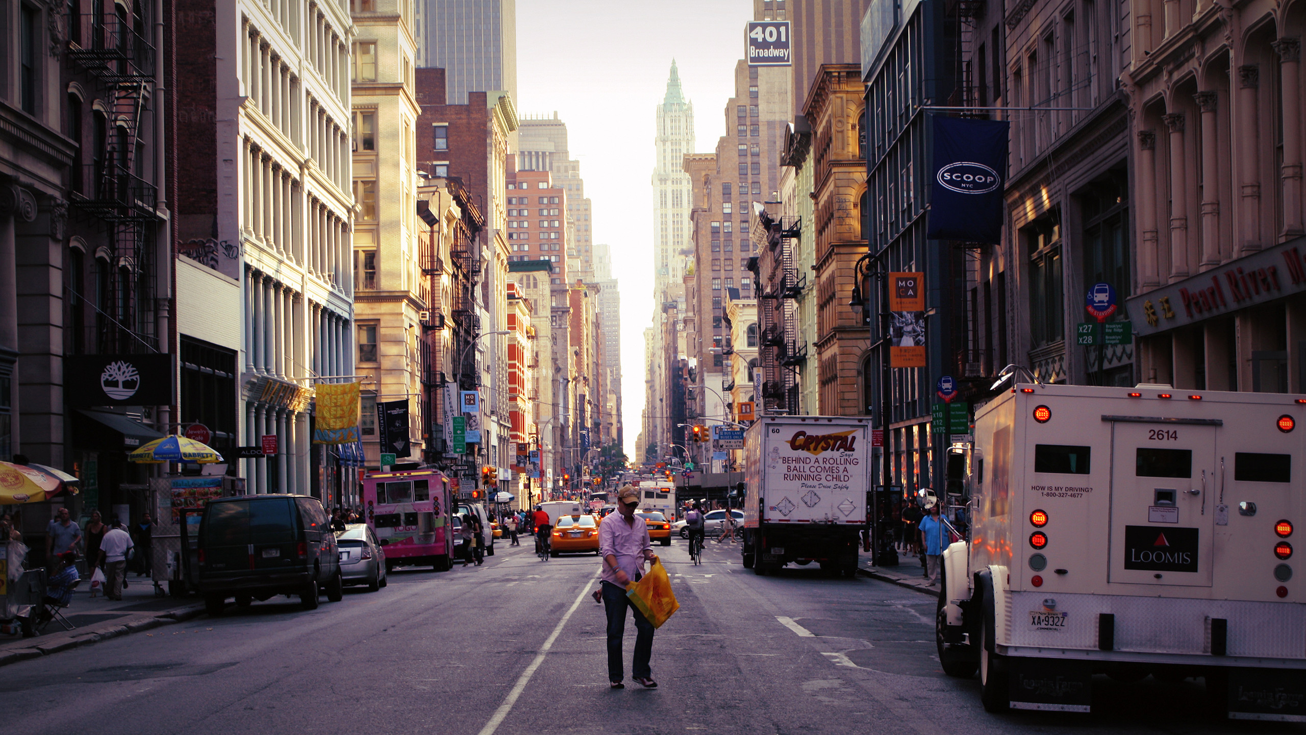 Download The Wallpapers From This Set Compiled Into - Soho, Manhattan - HD Wallpaper 