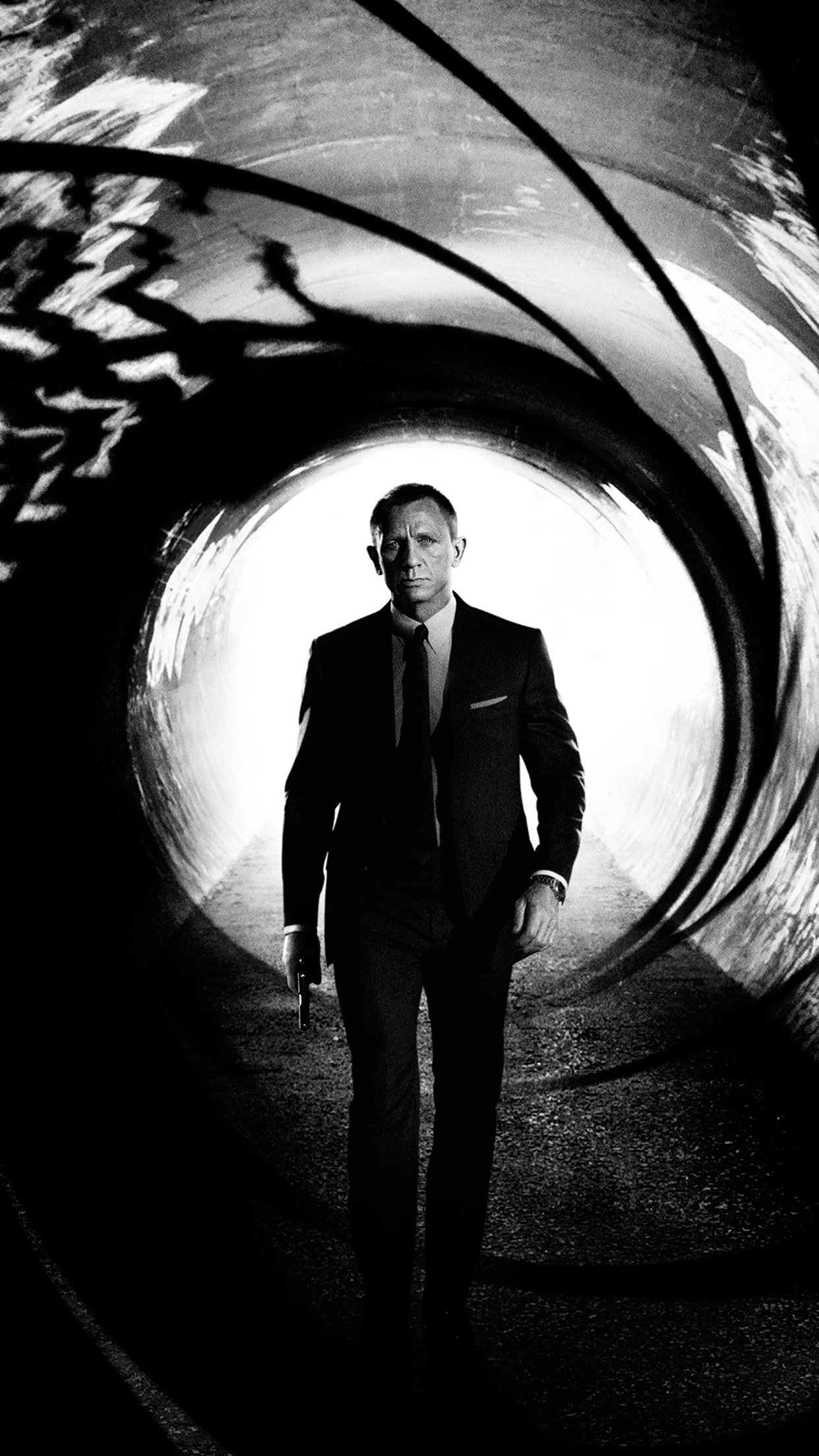 James Bond 007 Skyfall Film Poster Android Wallpaper - James Bond Iphone X - HD Wallpaper 